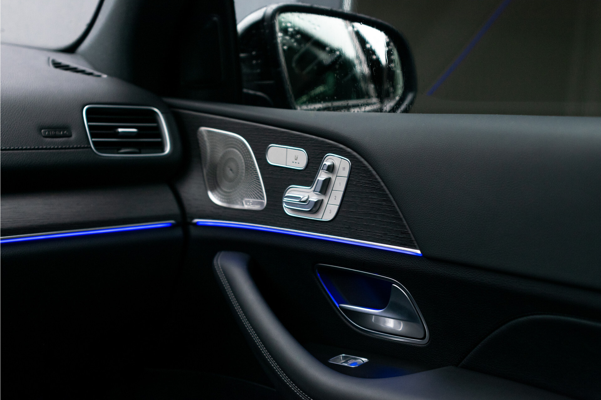 Mercedes-Benz GLE 350 e 4-M AMG Luchtvering | Trekhaak | Adaptive Cruise | 22" | Nappa | Mem | Burmester | Night Aut9 Foto 26