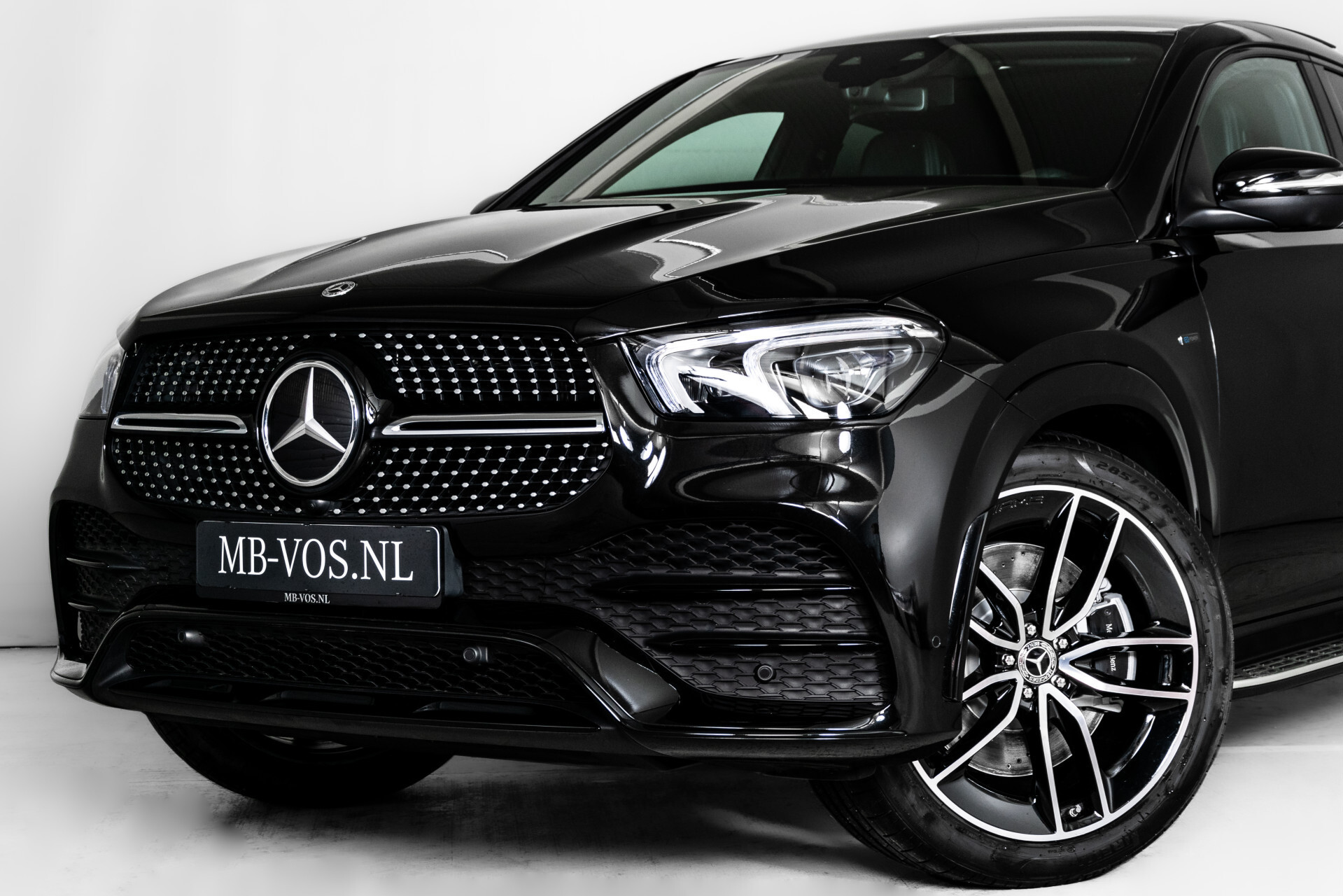 Mercedes-Benz GLE 350 e 4-M AMG Luchtvering | Trekhaak | Adaptive Cruise | 22" | Nappa | Mem | Burmester | Night Aut9 Foto 31