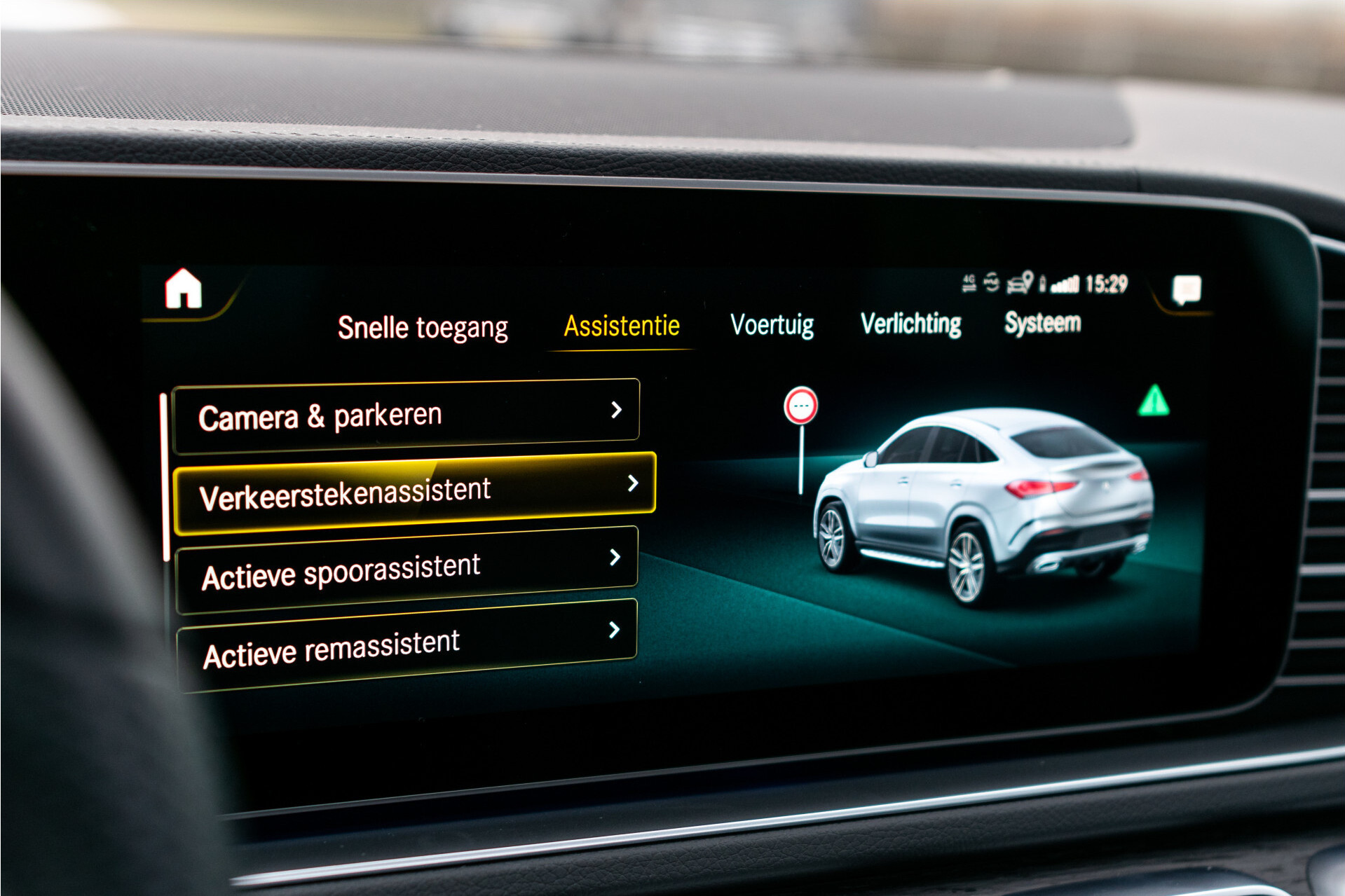 Mercedes-Benz GLE Coupé 350 de 4-M AMG Luchtvering | Keyless-Go | Rij-assistentie | Mem | 360 camera | Trekhaak | 22" | Burmester | Aut9 Foto 14