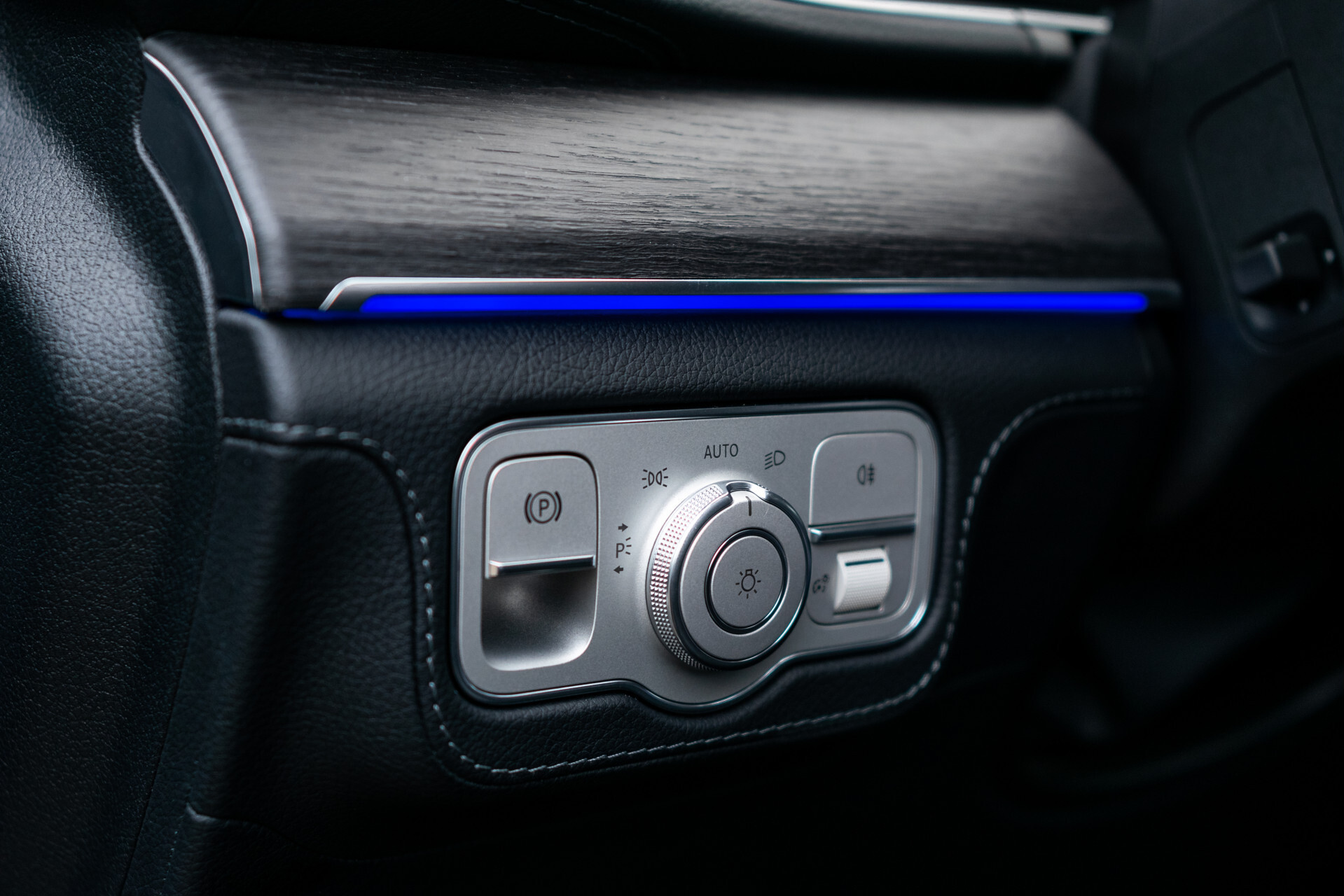 Mercedes-Benz GLE Coupé 350 de 4-M AMG Luchtvering | Keyless-Go | Rij-assistentie | Mem | 360 camera | Trekhaak | 22" | Burmester | Aut9 Foto 15