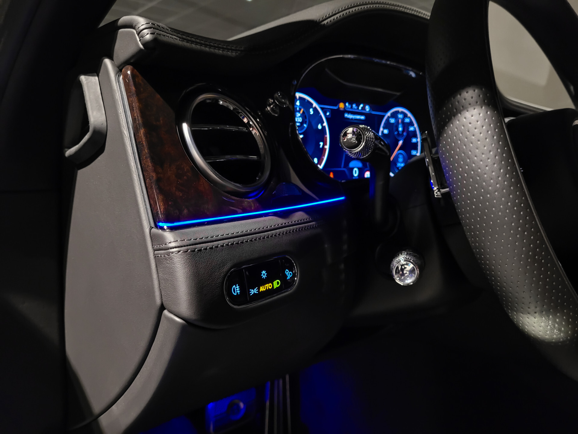 Bentley Flying Spur 4.0 V8 Exclusive | Mulliner | Blackline | Naim Sound Foto 17