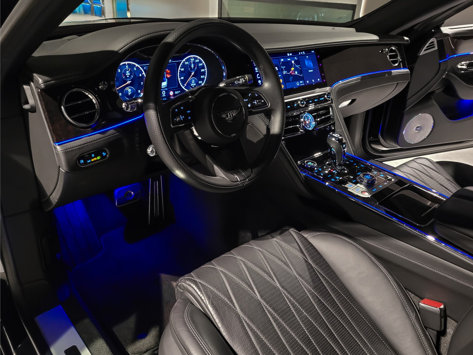 Bentley Flying Spur 4.0 V8 Exclusive | Mulliner | Blackline | Naim Sound Foto 19