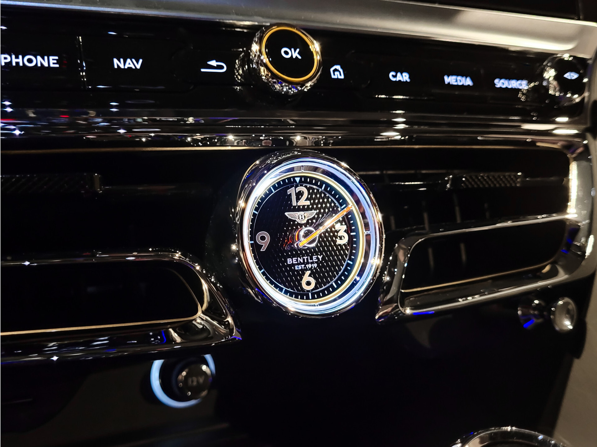 Bentley Flying Spur 4.0 V8 Exclusive | Mulliner | Blackline | Naim Sound Foto 23