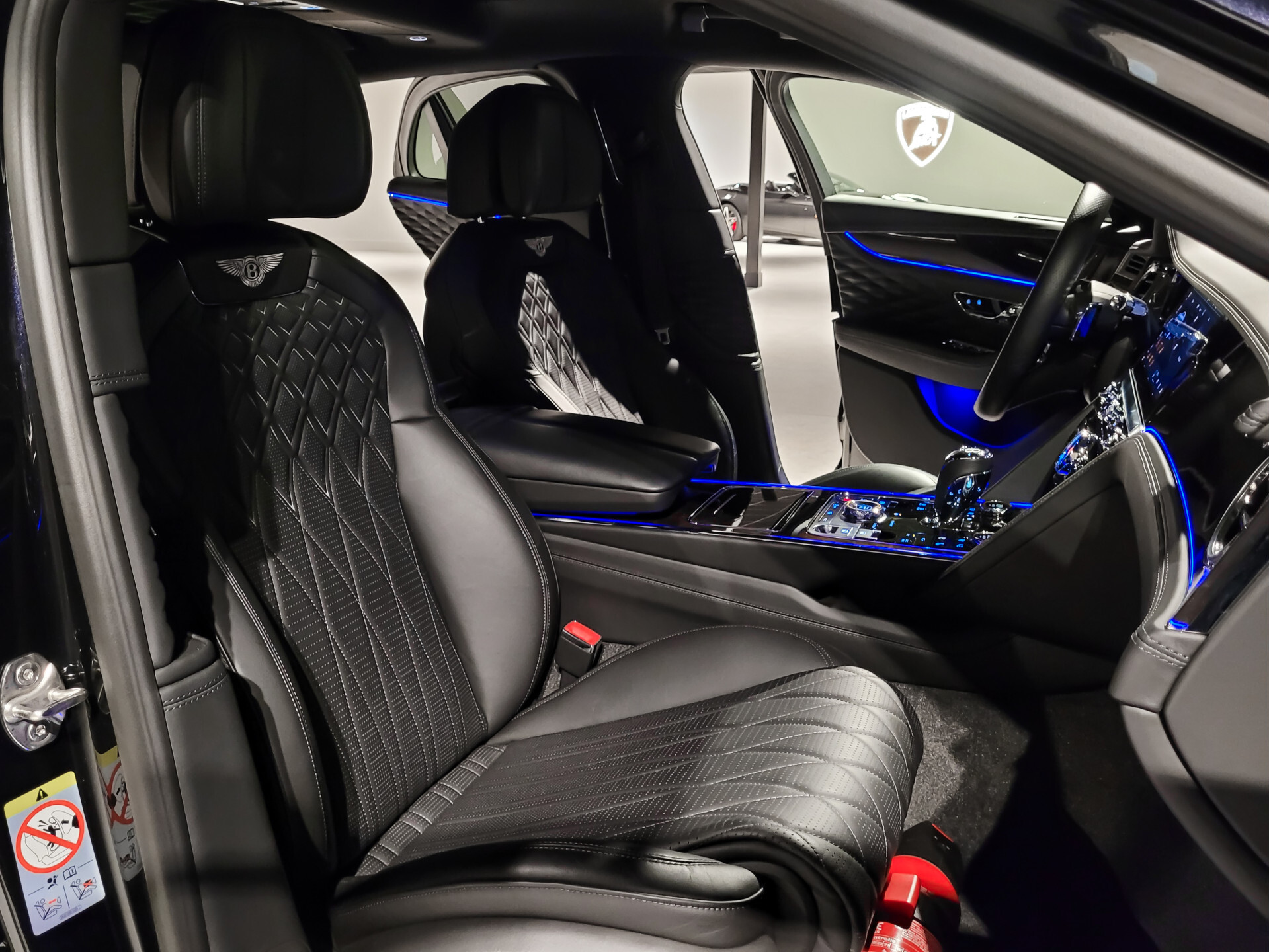 Bentley Flying Spur 4.0 V8 Exclusive | Mulliner | Blackline | Naim Sound Foto 6