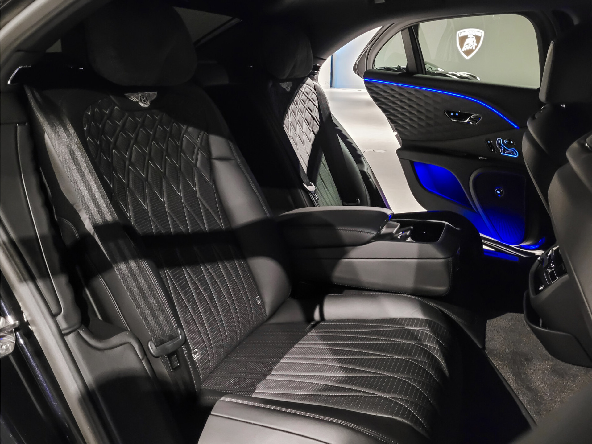 Bentley Flying Spur 4.0 V8 Exclusive | Mulliner | Blackline | Naim Sound Foto 7