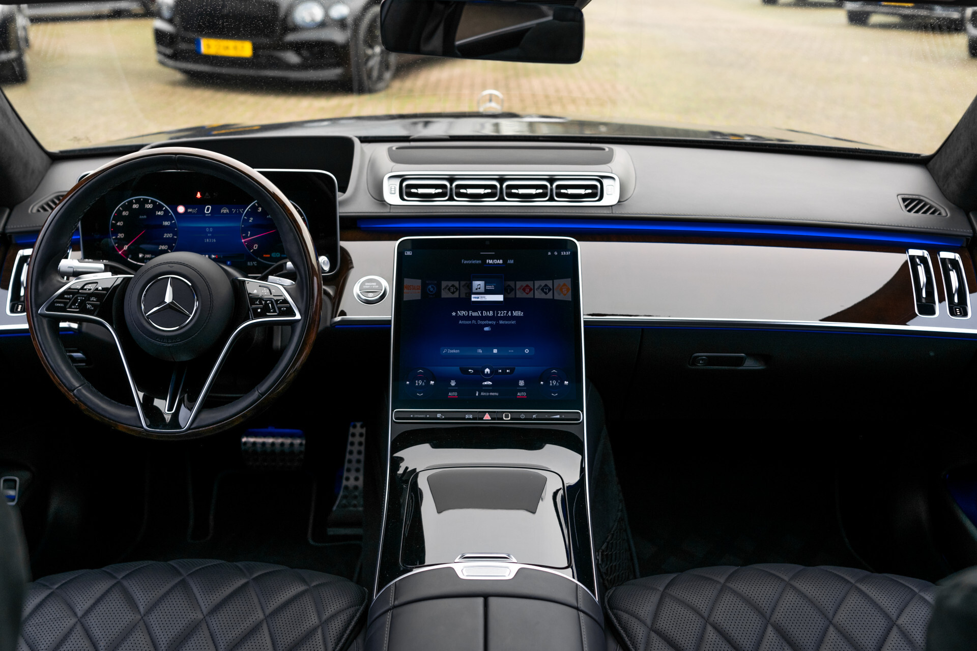 Mercedes-Benz S-Klasse 500 4-M Lang AMG | Exclusive | Achterasbesturing | Entertainment | HUD | 4xMassage | Executive Foto 7