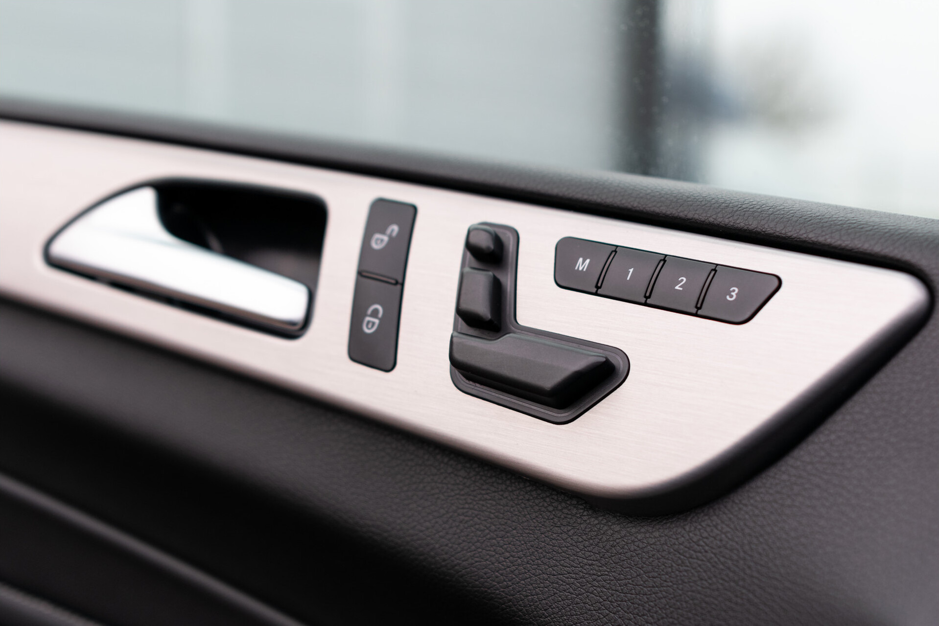 Mercedes-Benz M-Klasse 350 Bluetec 4-M AMG Full Options | Volledige historie Foto 10