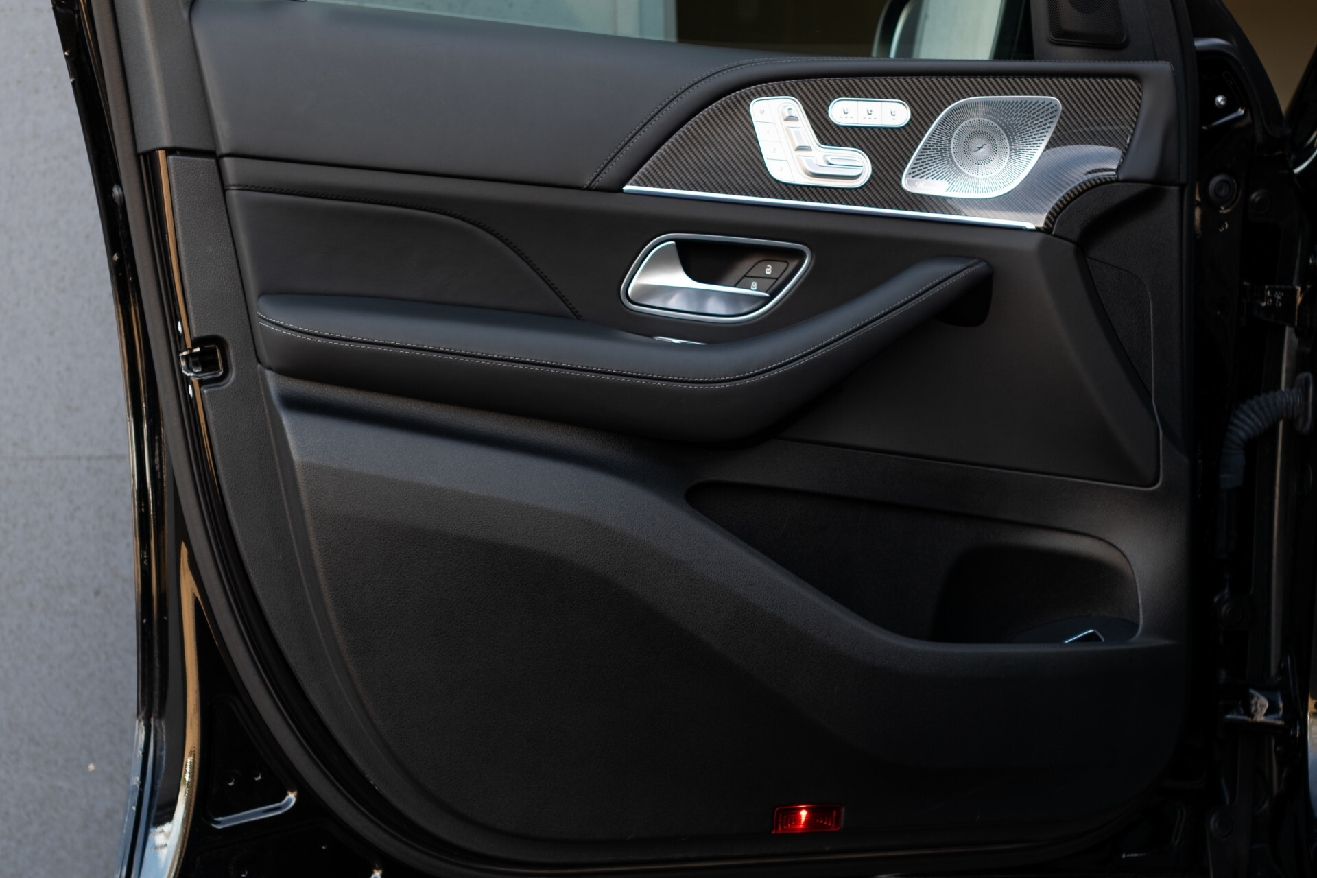 Mercedes-Benz GLE 63 S AMG 4M+ Ceramic | Carbon | Exclusive | Dynamic Plus | Massage | Standkachel | HUD | Night | 22" Aut9 Foto 10