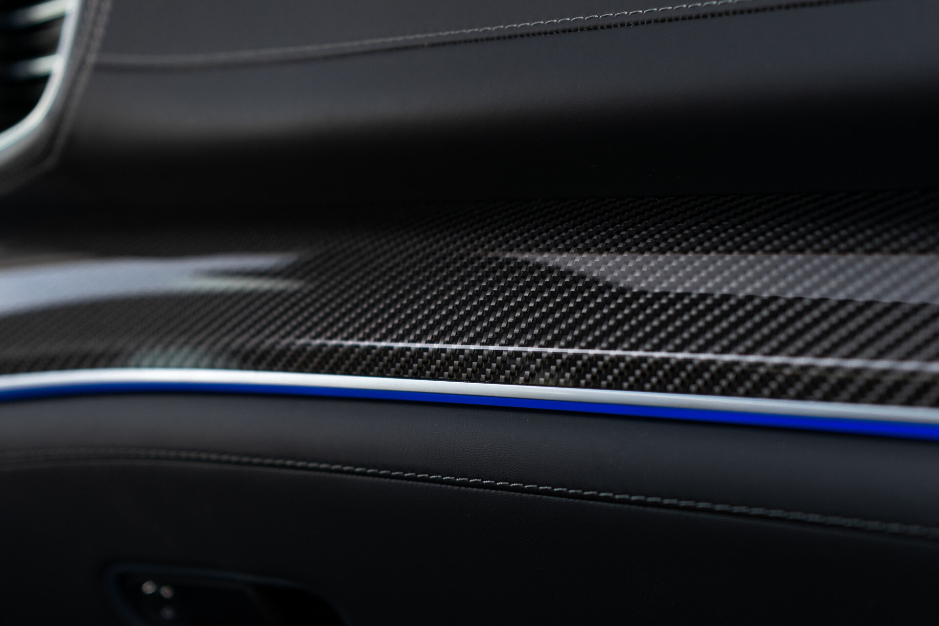 Mercedes-Benz GLE 63 S AMG 4M+ Ceramic | Carbon | Exclusive | Dynamic Plus | Massage | Standkachel | HUD | Night | 22" Aut9 Foto 45