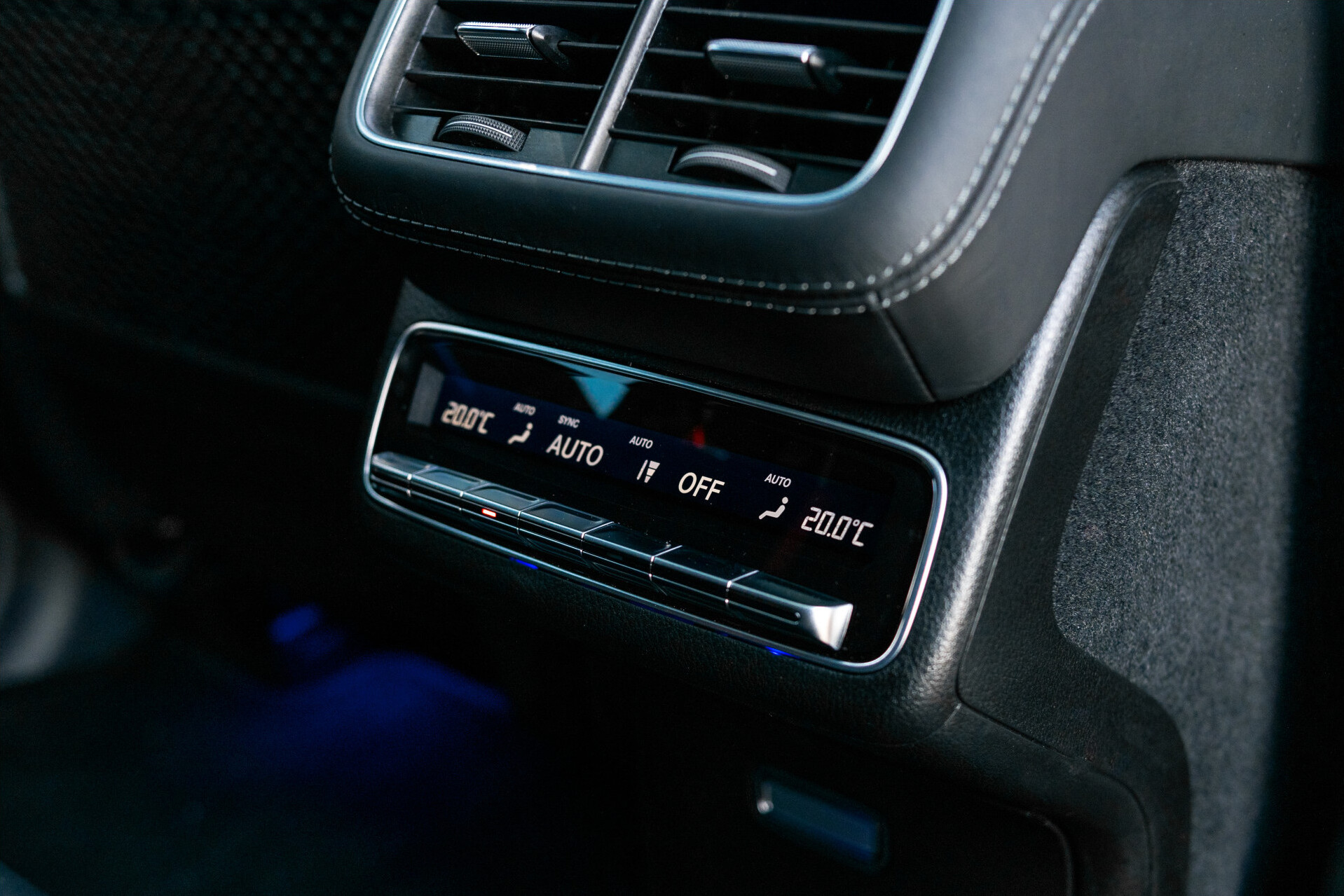 Mercedes-Benz GLE 63 S AMG 4M+ Ceramic | Carbon | Exclusive | Dynamic Plus | Massage | Standkachel | HUD | Night | 22" Aut9 Foto 47