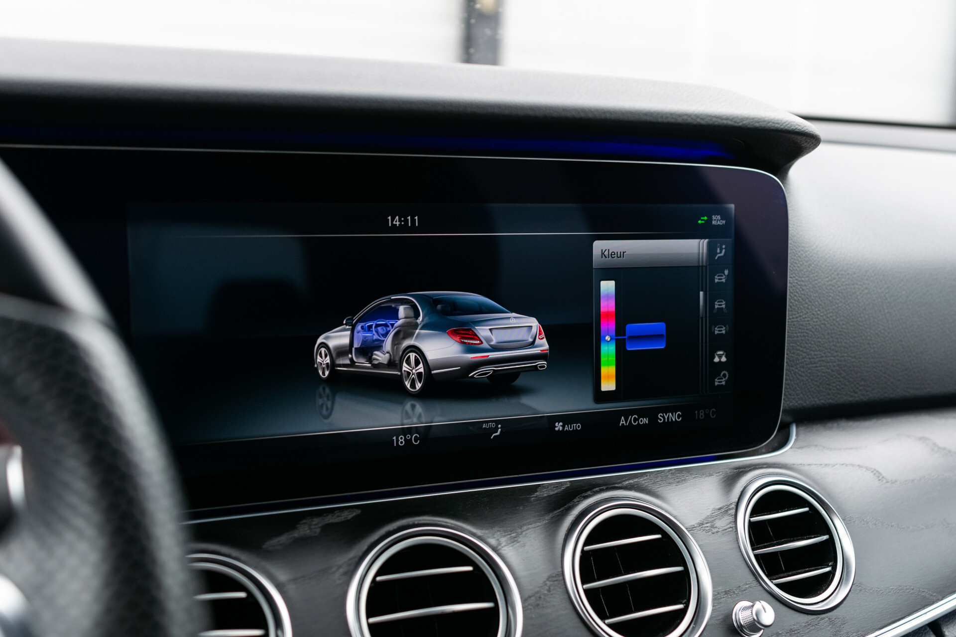 Mercedes-Benz E-Klasse 350 e Leer | Widescreen | AMG | Designo | New Service Aut9 Foto 17