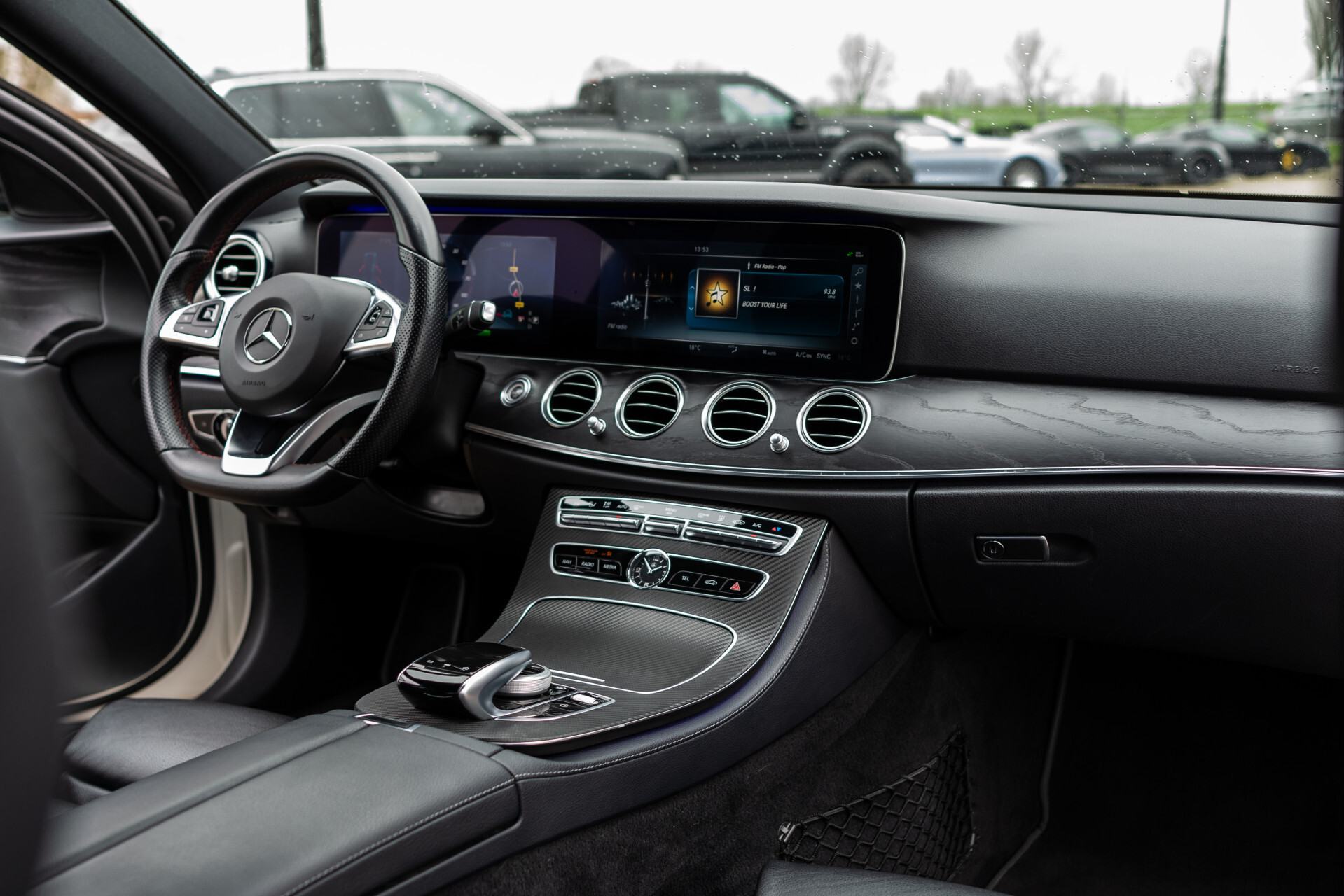 Mercedes-Benz E-Klasse 350 e Leer | Widescreen | AMG | Designo | New Service Aut9 Foto 23