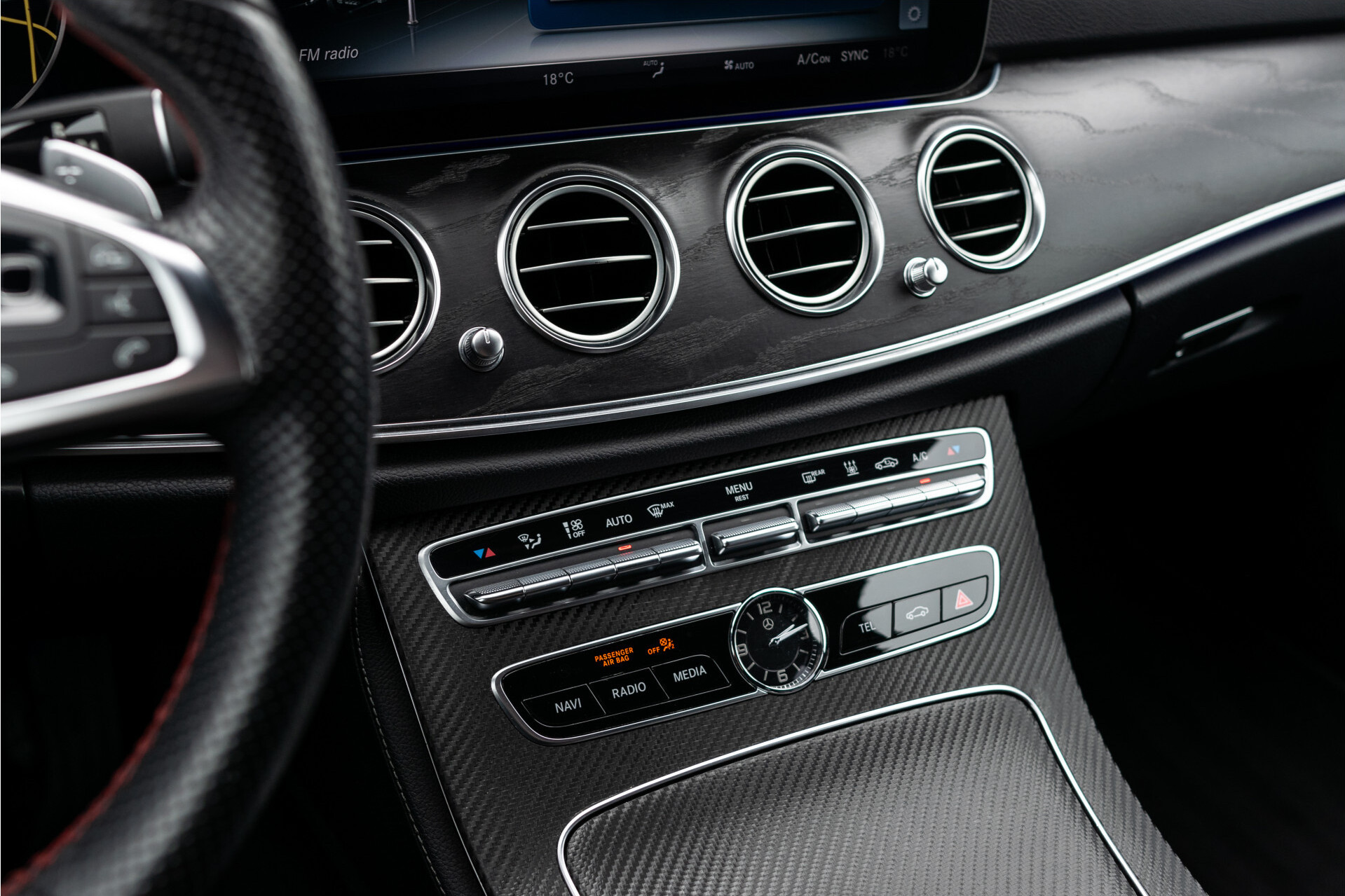 Mercedes-Benz E-Klasse 350 e Leer | Widescreen | AMG | Designo | New Service Aut9 Foto 25