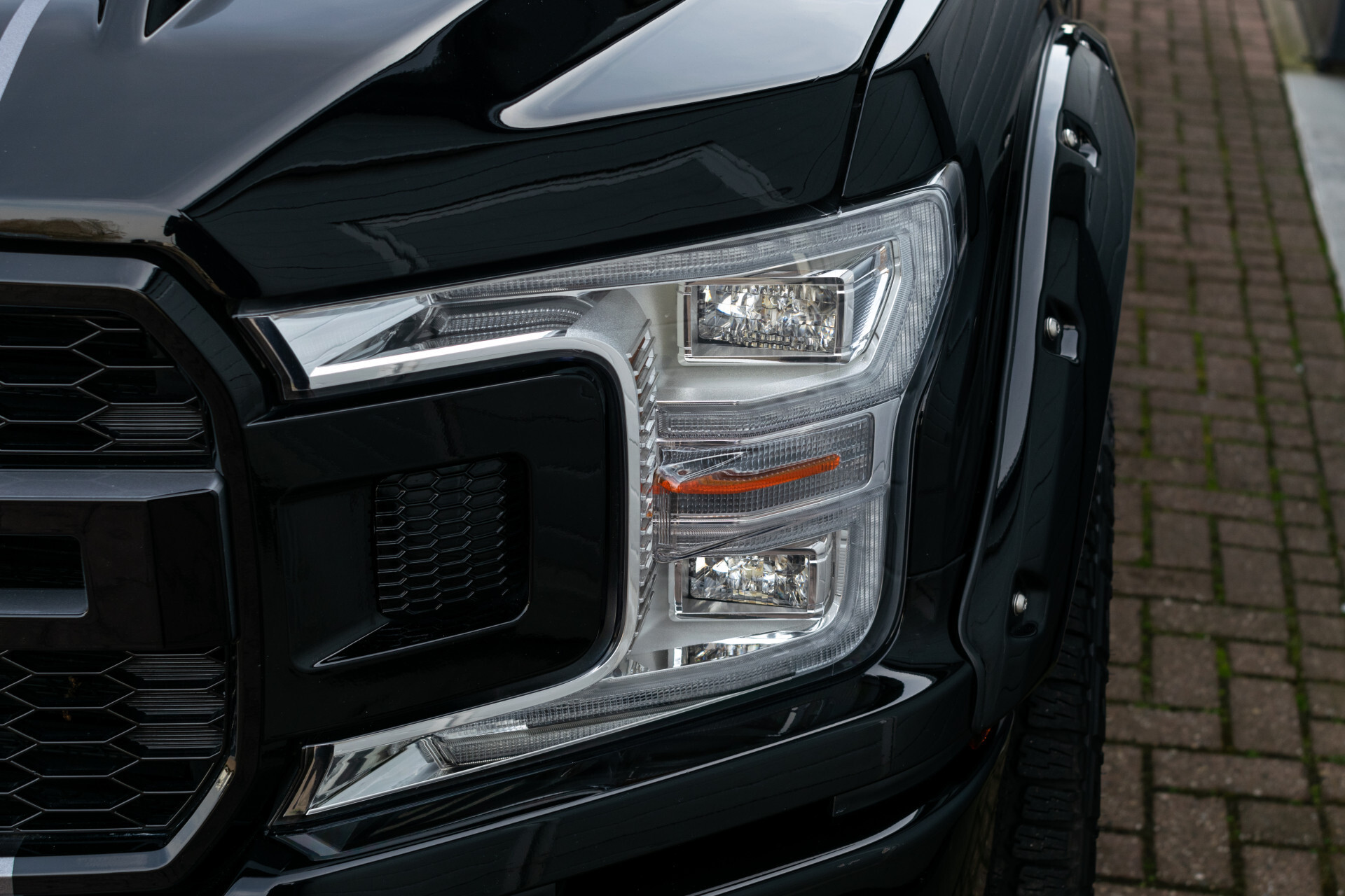 Ford USA F-150 LARIAT SPORT 4X4 SuperCrew V8 Special Widebody 1ste eigenaar | lage bijtelling Foto 22