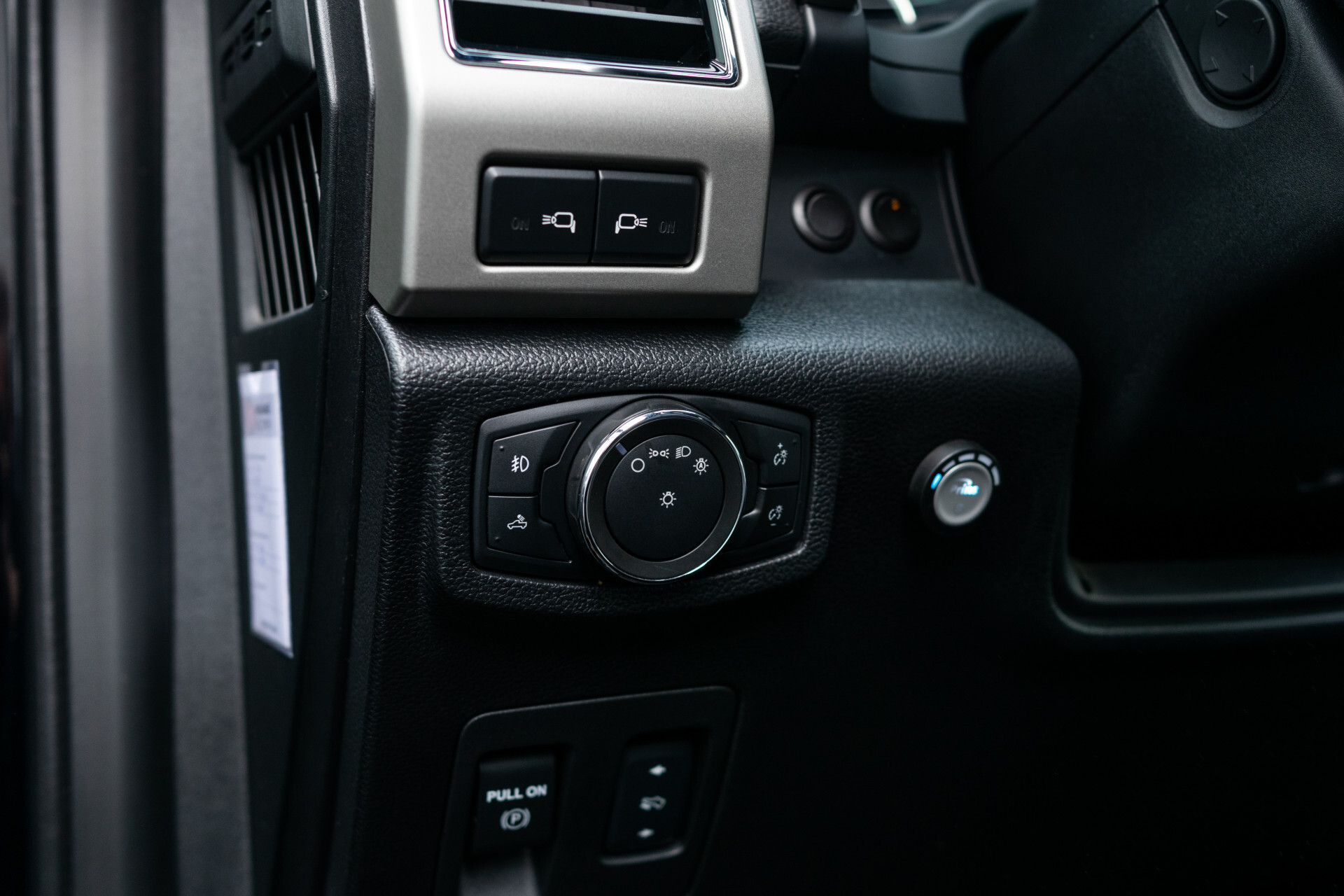 Ford USA F-150 LARIAT SPORT 4X4 SuperCrew V8 Special Widebody 1ste eigenaar | lage bijtelling Foto 26