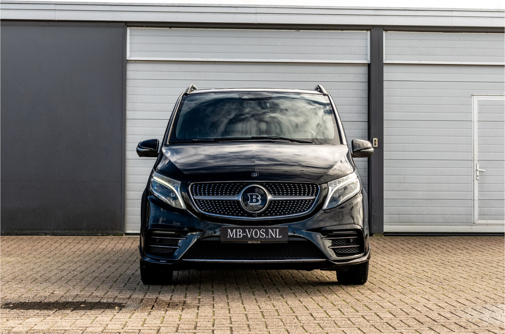 Mercedes-Benz V-Klasse 300 DC Extra Lang 4-Matic BRABUS D30 Foto 12
