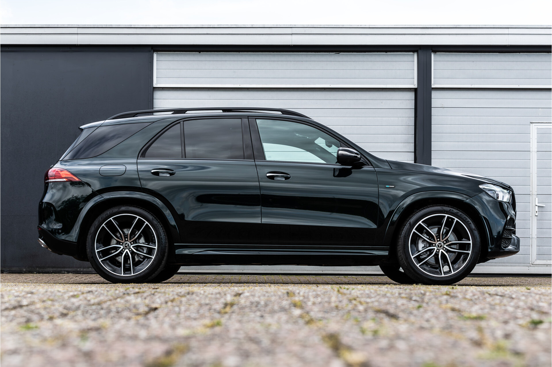 Mercedes-Benz GLE 350 e 4-M AMG Luchtvering | HUD | Rij-Assist | Keyless | Memory | Burmester | Stoelkoeling | Softclose Aut9 Foto 30