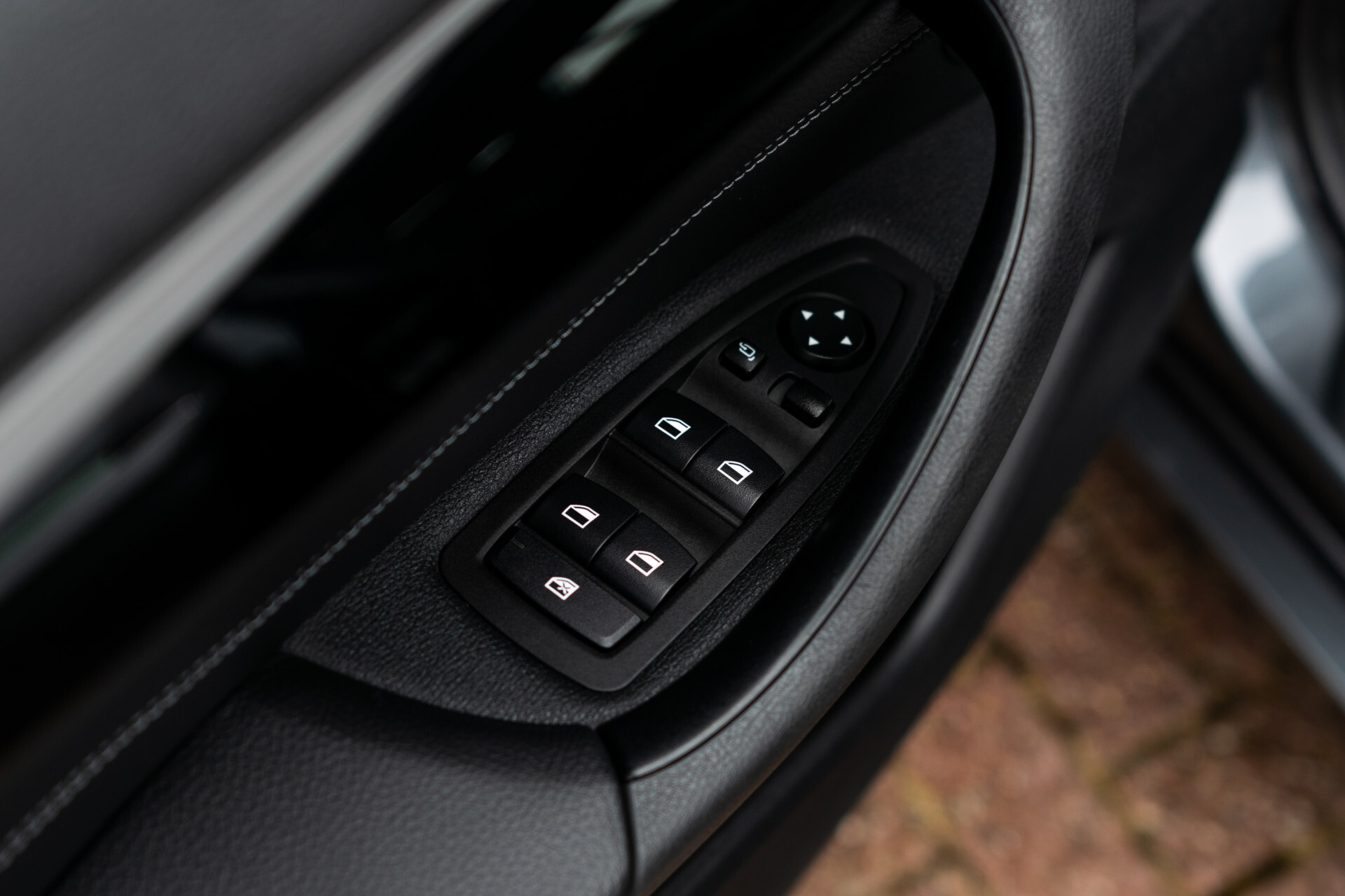 BMW X1 sDrive20i M Sport High Executive | HUD |  | 1ste eigenaresse Foto 10