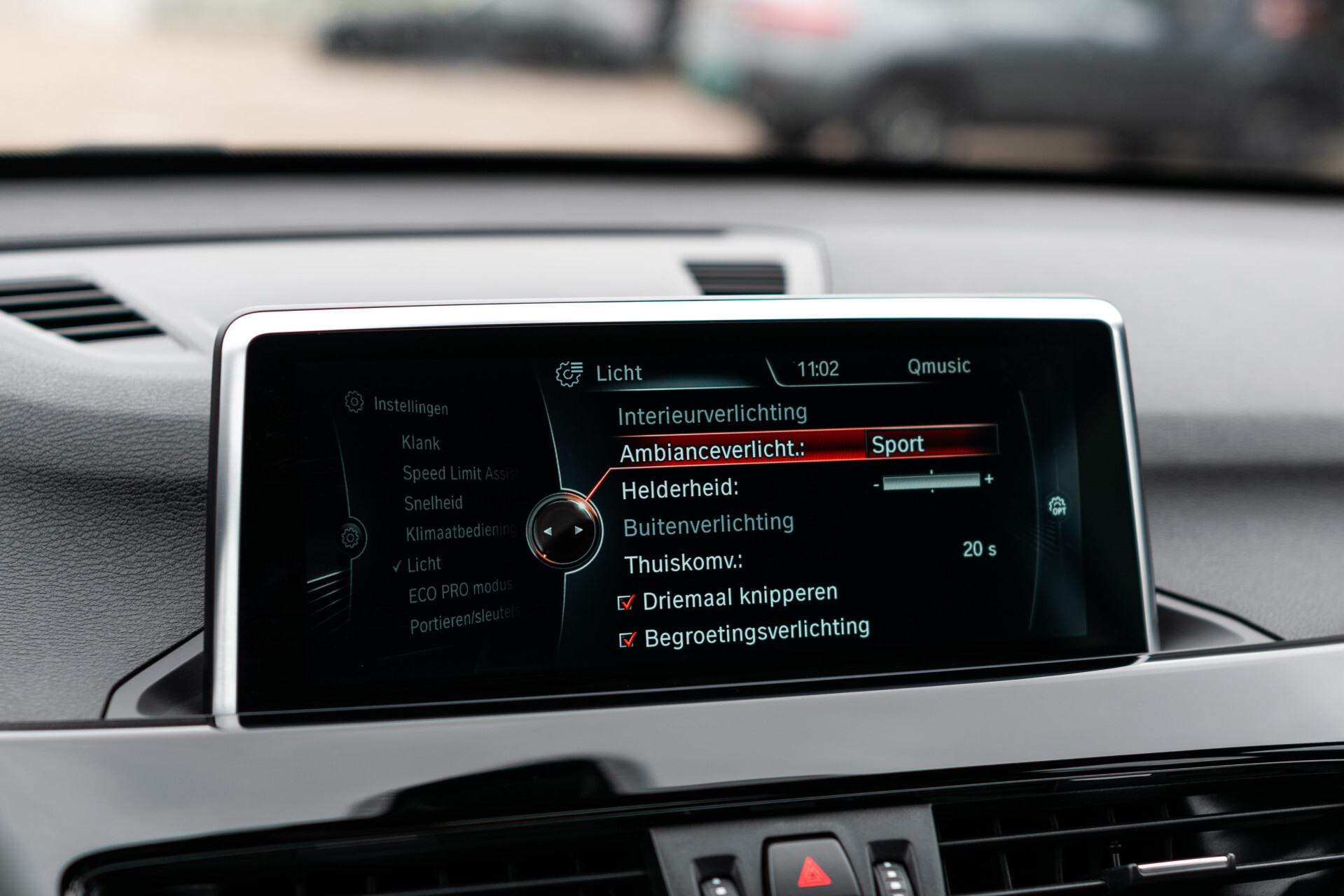 BMW X1 sDrive20i M Sport High Executive | HUD |  | 1ste eigenaresse Foto 17