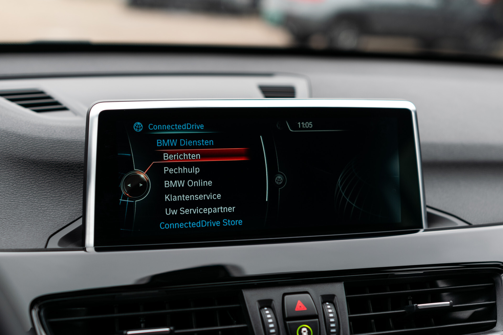 BMW X1 sDrive20i M Sport High Executive | HUD |  | 1ste eigenaresse Foto 23