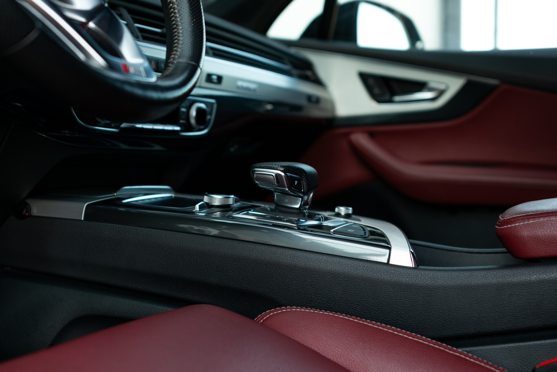 Audi Q7 3.0 TDI E-tron Quattro Sport | Luchtvering | HUD | Bose | Trekhaak | Verwarmd stuur | 1ste eigenaar Foto 20