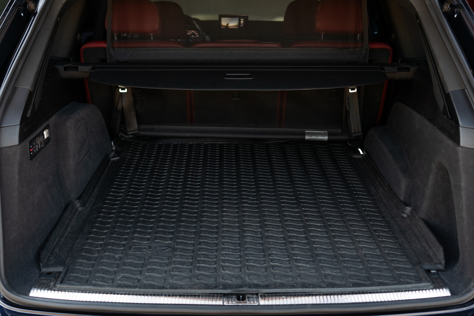 Audi Q7 3.0 TDI E-tron Quattro Sport | Luchtvering | HUD | Bose | Trekhaak | Verwarmd stuur | 1ste eigenaar Foto 30