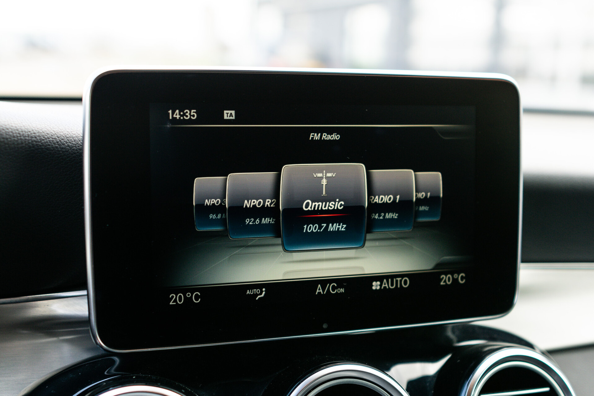 Mercedes-Benz GLC Coupé 250 4-M AMG Night | Distronic | Burmester | Schuifdak | 20" | Treeplanken | 360 camera Foto 10