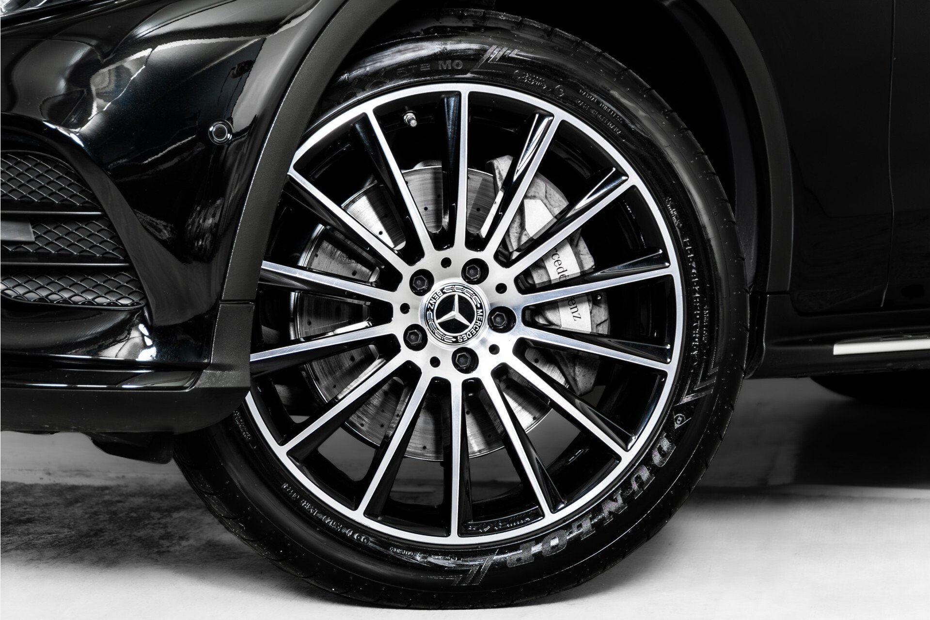 Mercedes-Benz GLC Coupé 250 4-M AMG Night | Distronic | Burmester | Schuifdak | 20" | Treeplanken | 360 camera Foto 29