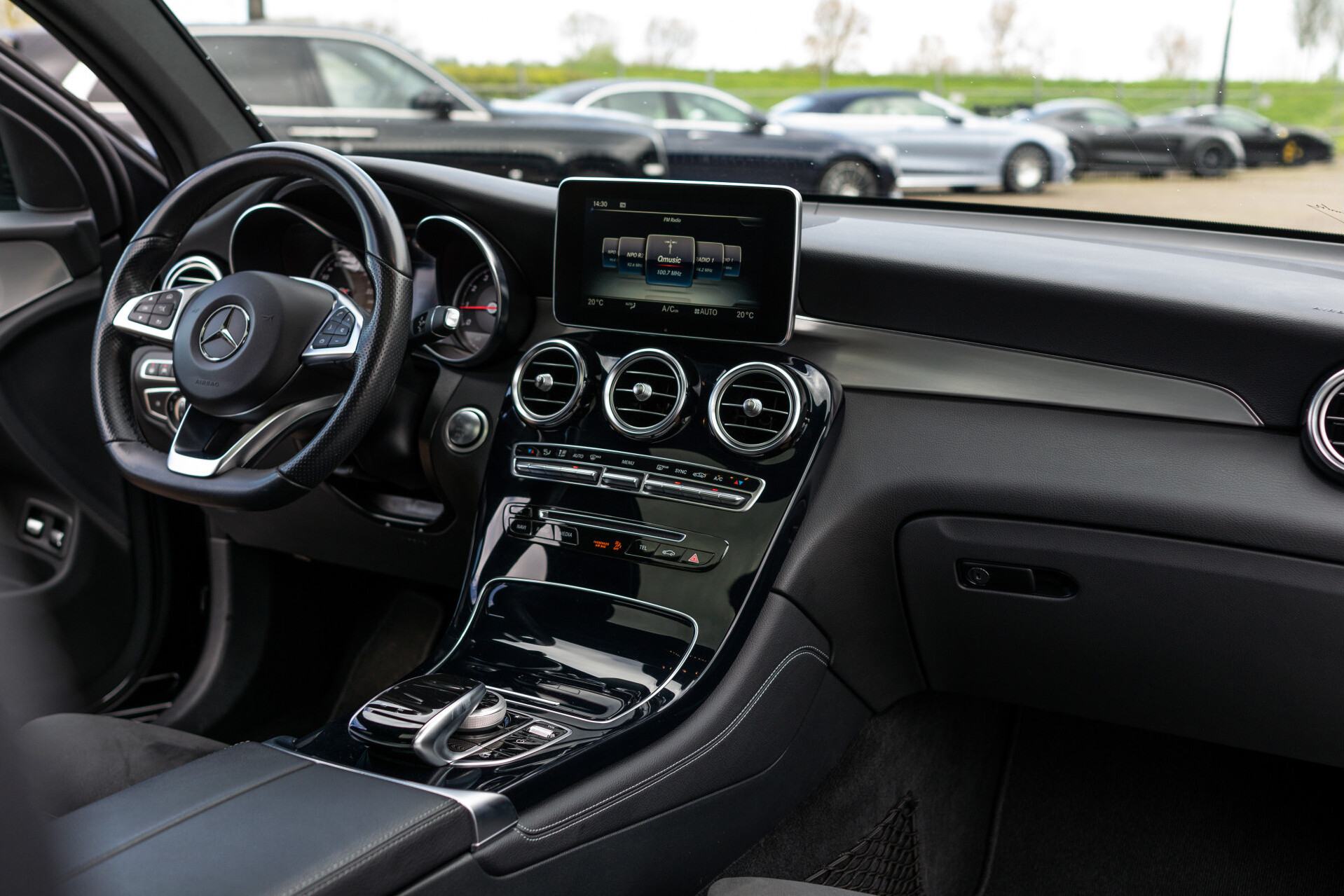 Mercedes-Benz GLC Coupé 250 4-M AMG Night | Distronic | Burmester | Schuifdak | 20" | Treeplanken | 360 camera Foto 9