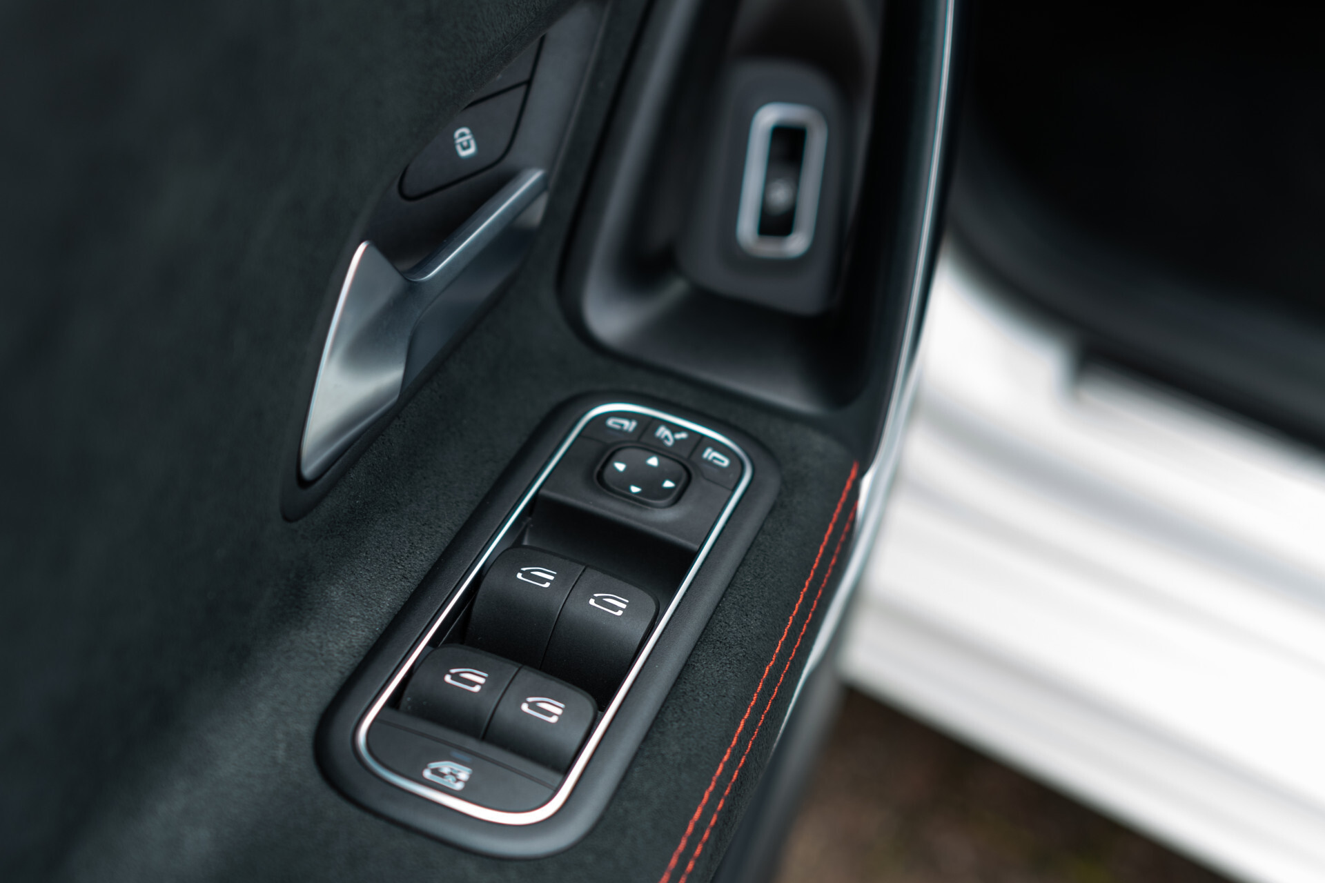 Mercedes-Benz CLA-Klasse Shooting Brake 180 AMG Night | Panorama | Widescreen | Camera | Ambient | DAB Foto 10