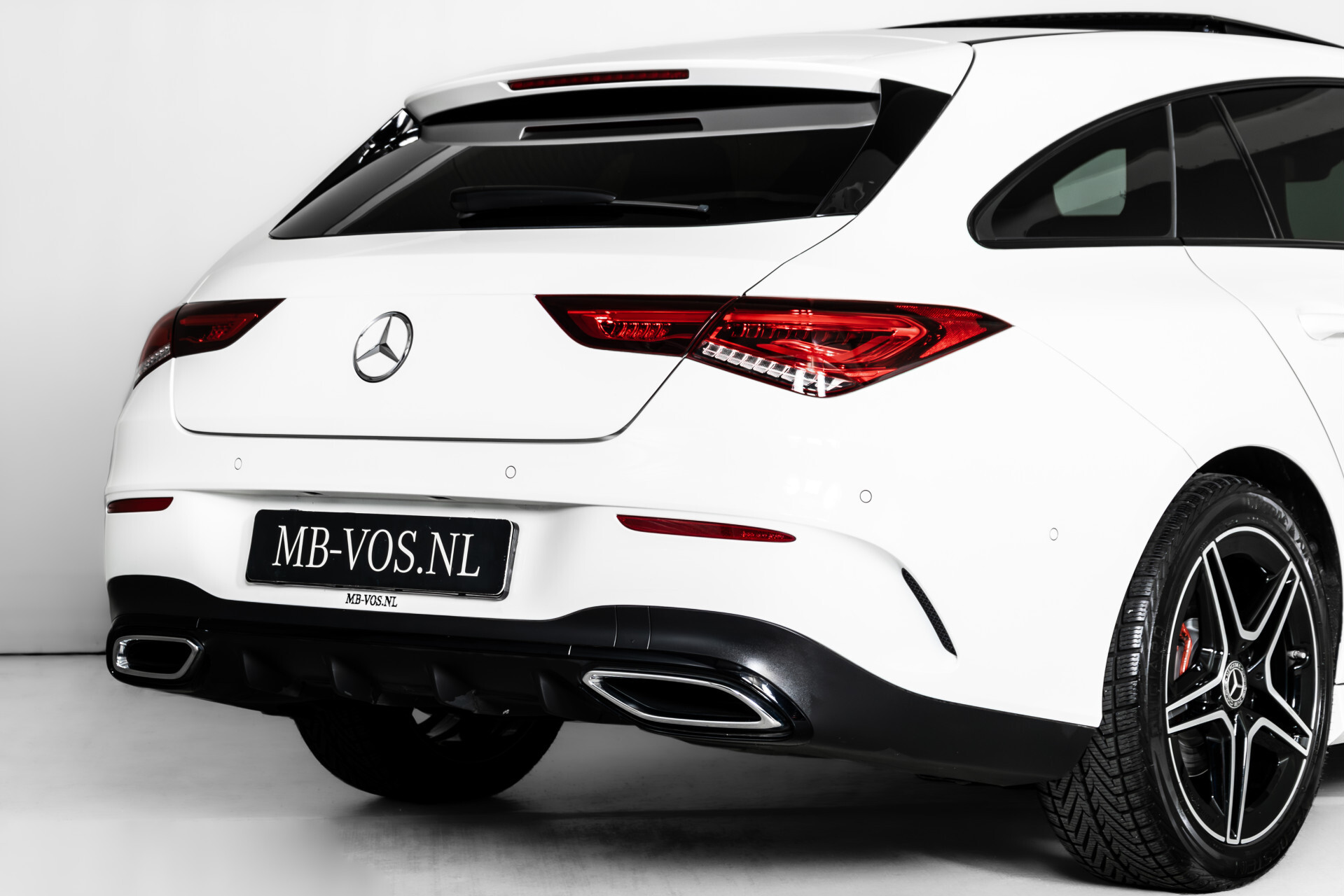 Mercedes-Benz CLA-Klasse Shooting Brake 180 AMG Night | Panorama | Widescreen | Camera | Ambient | DAB Foto 39