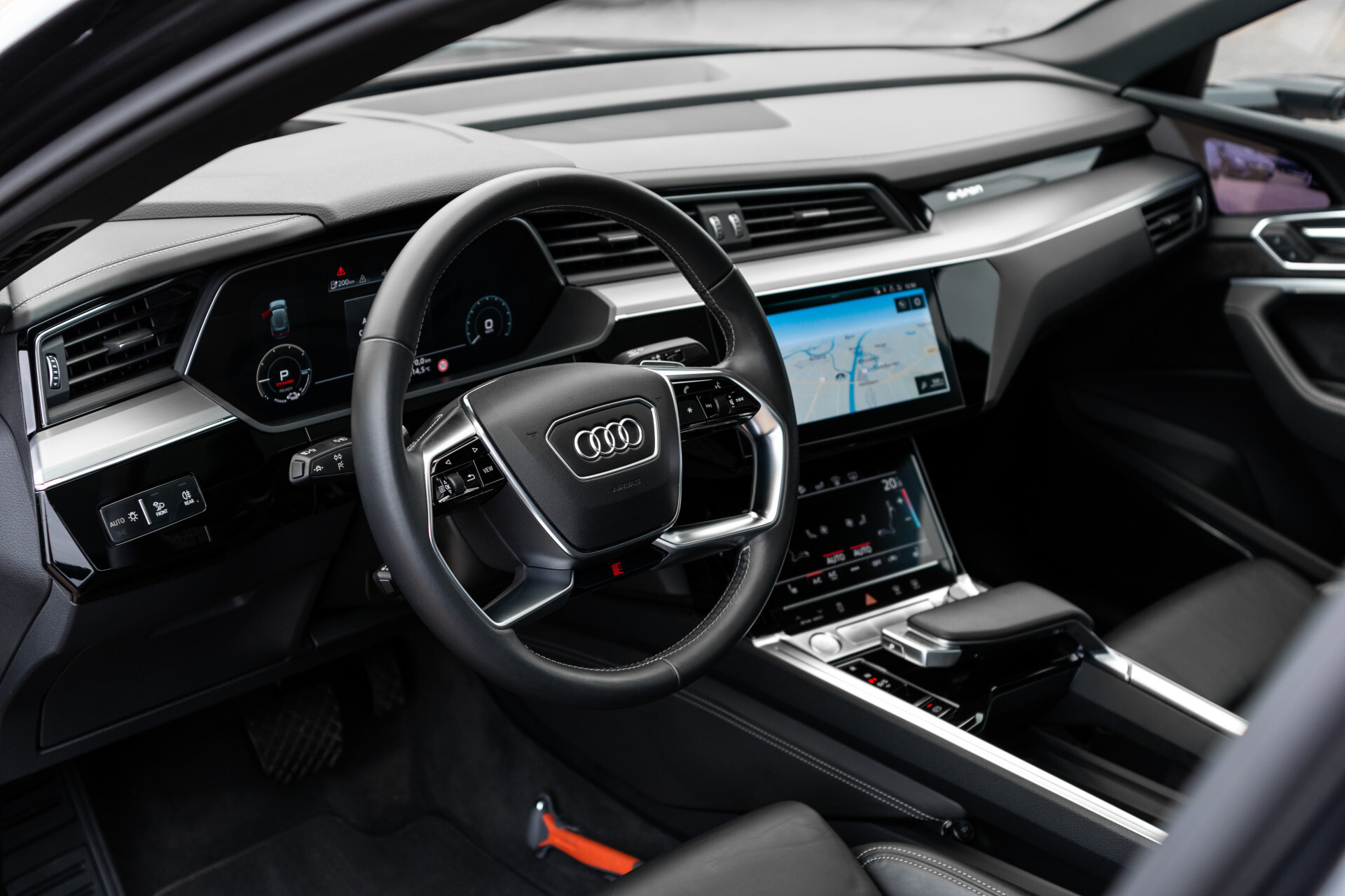 Audi e-tron Sportback 50 Quattro S Edition 71 kWh Blackline | 22" | Matrix | ACC | Keyless | Panorama | Ruitleder Foto 16