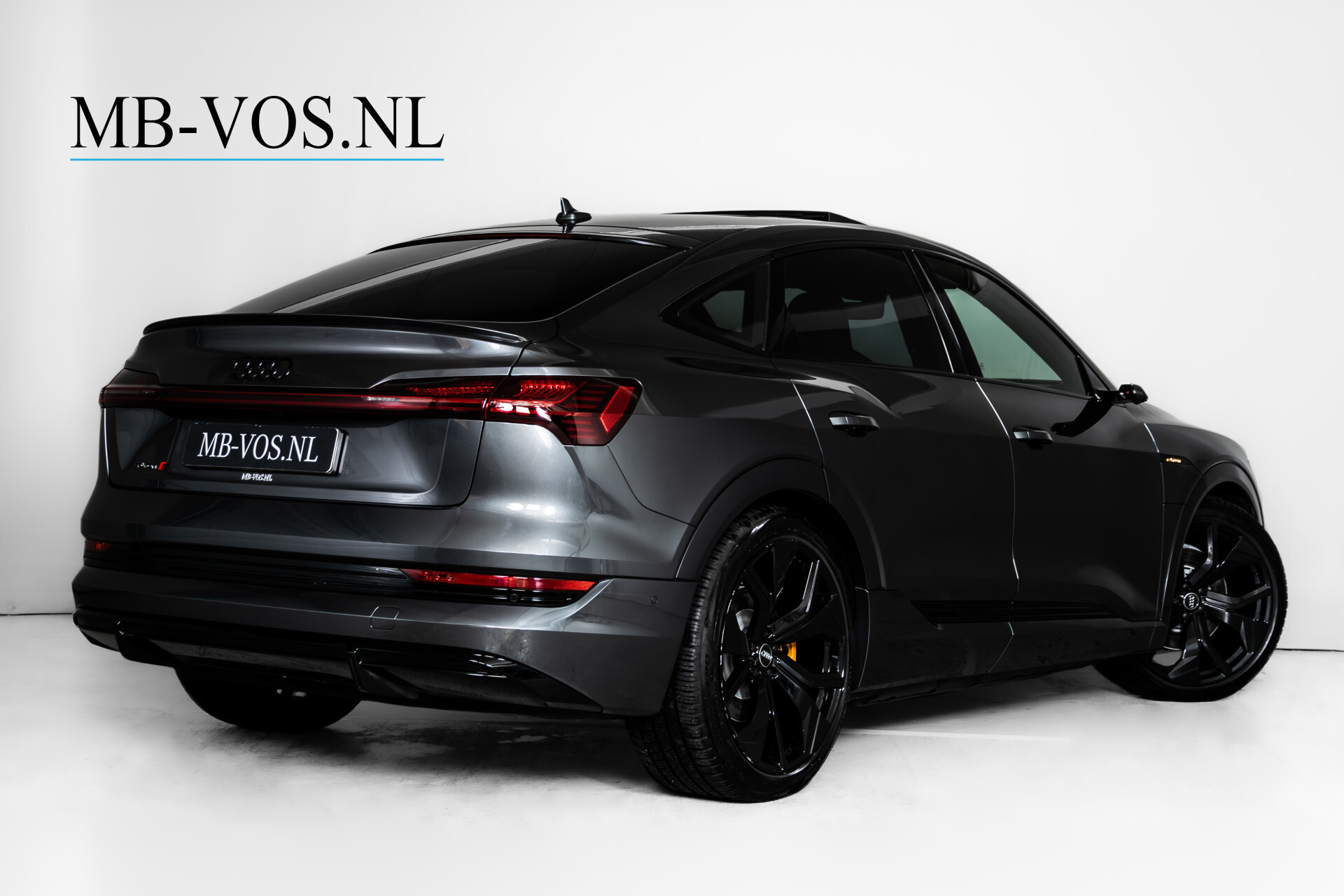Audi e-tron Sportback 50 Quattro S Edition 71 kWh Blackline | 22" | Matrix | ACC | Keyless | Panorama | Ruitleder Foto 2
