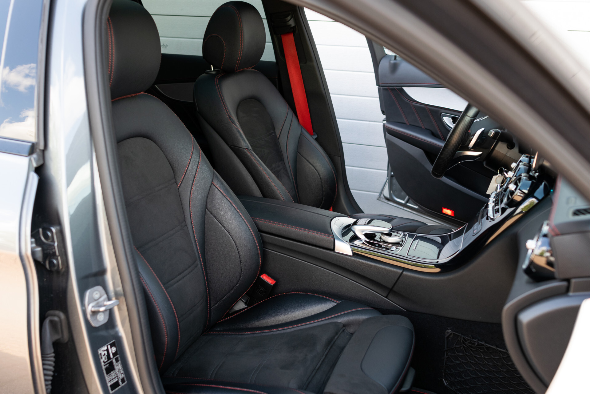 Mercedes-Benz C-Klasse Estate 43 AMG 4-M Panorama | Night | Rij-assistentie | Burmester | HUD | 360 | Auto trekhaak Aut9 Foto 3