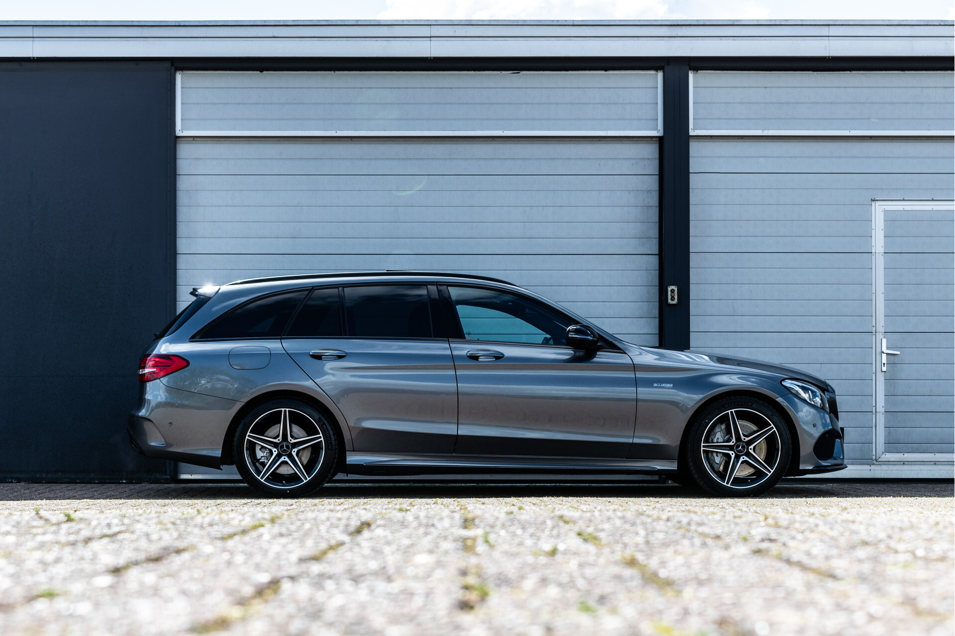 Mercedes-Benz C-Klasse Estate 43 AMG 4-M Panorama | Night | Rij-assistentie | Burmester | HUD | 360 | Auto trekhaak Aut9 Foto 8