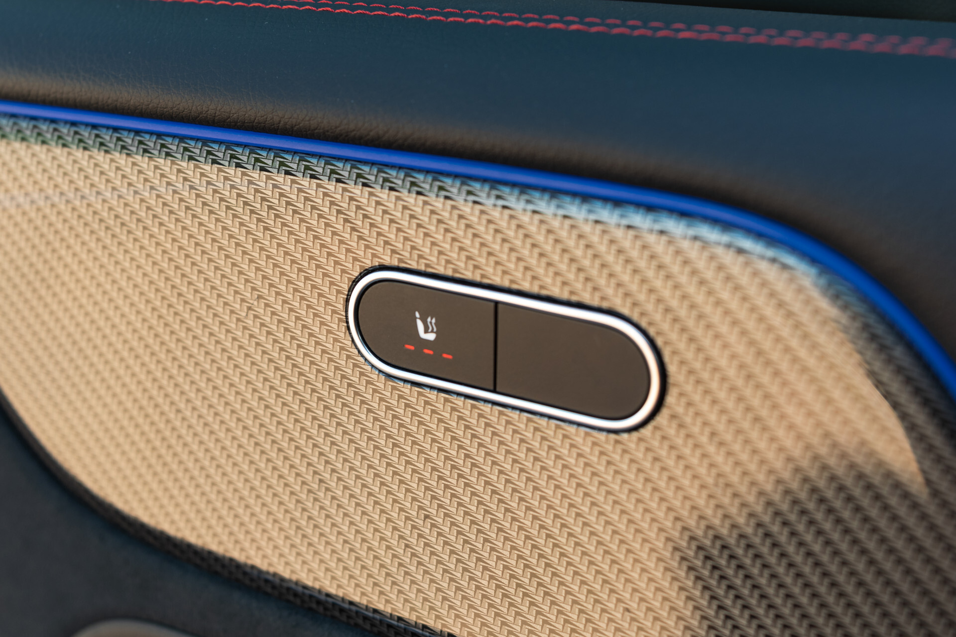 Mercedes-Benz GLB 35 AMG 4-M Night | Panorama | Burmester | 21" | 360 Camera | Auto-Trekhaak Foto 10