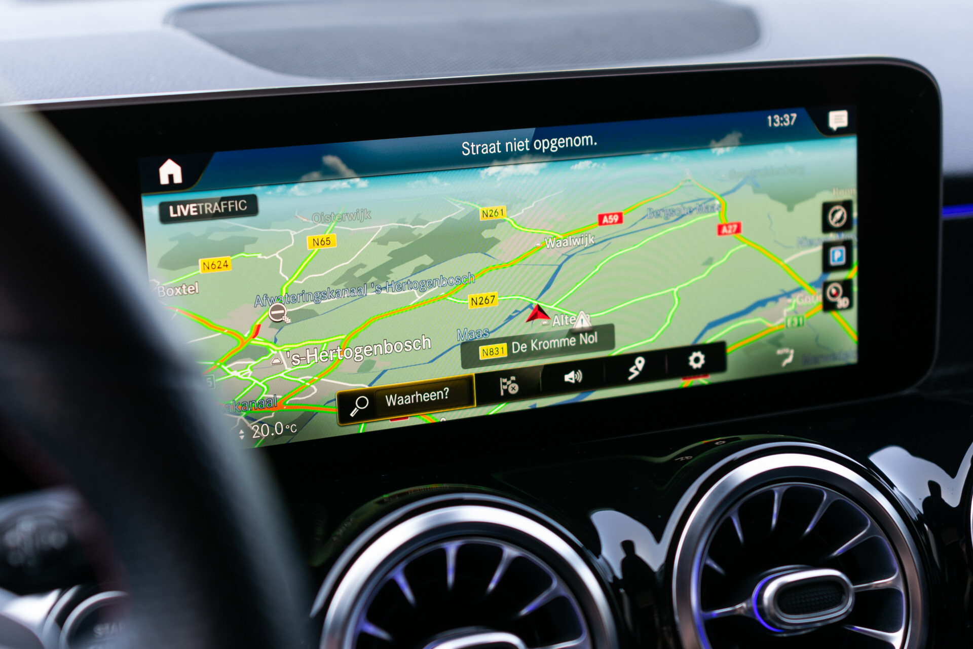 Mercedes-Benz GLB 35 AMG 4-M Night | Panorama | Burmester | 21" | 360 Camera | Auto-Trekhaak Foto 11