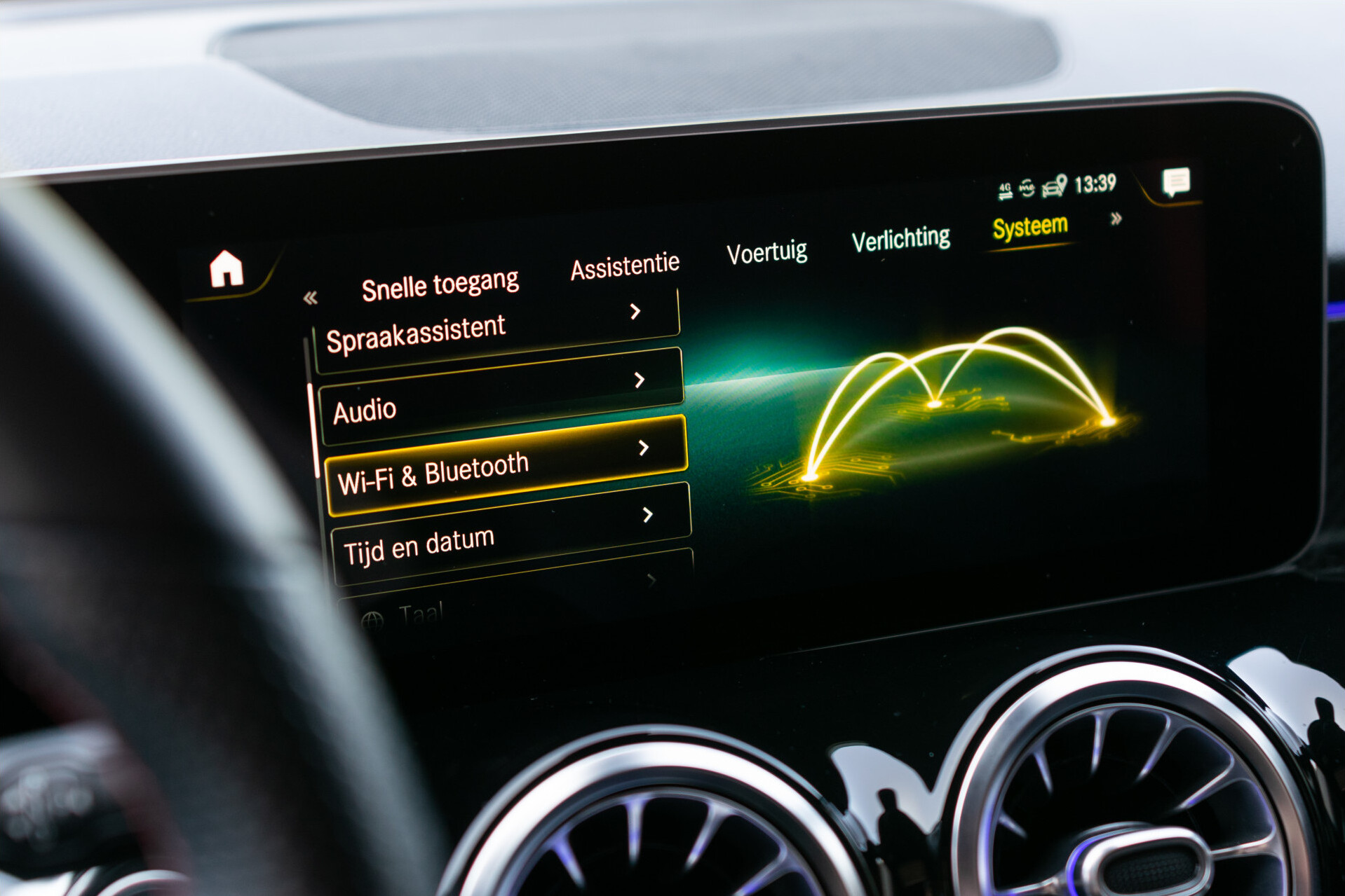 Mercedes-Benz GLB 35 AMG 4-M Night | Panorama | Burmester | 21" | 360 Camera | Auto-Trekhaak Foto 21