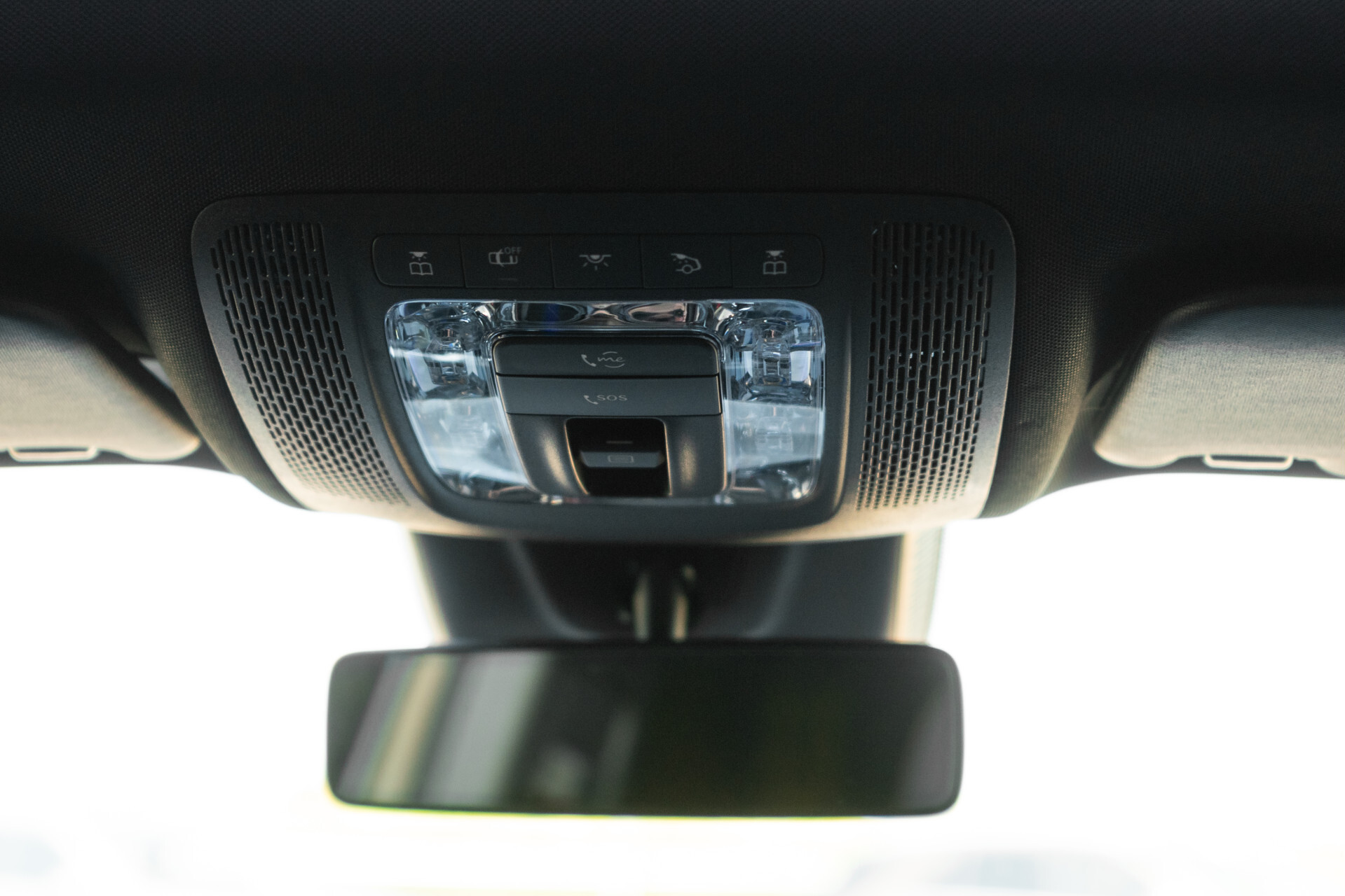 Mercedes-Benz GLB 35 AMG 4-M Night | Panorama | Burmester | 21" | 360 Camera | Auto-Trekhaak Foto 28