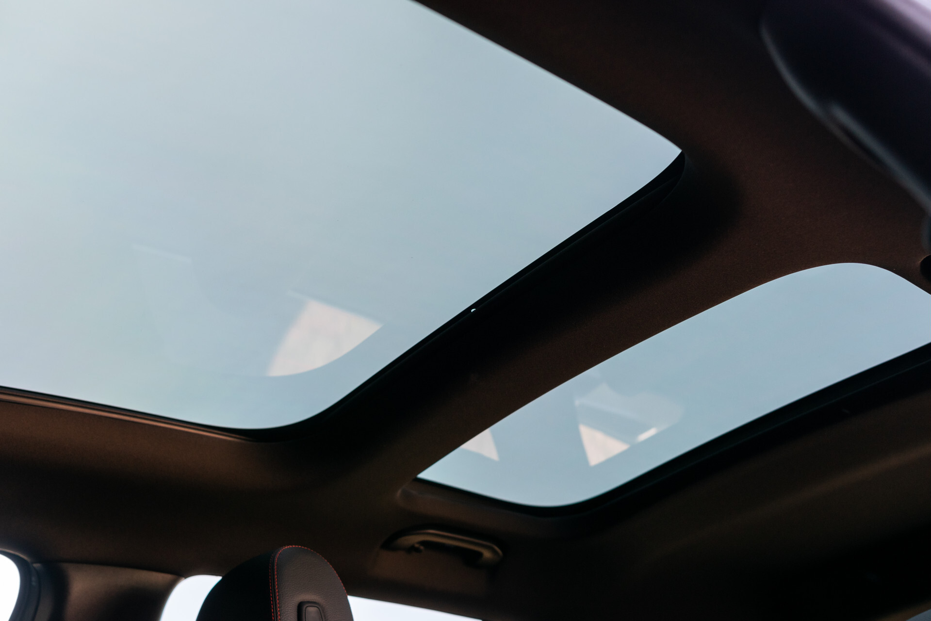 Mercedes-Benz GLB 35 AMG 4-M Night | Panorama | Burmester | 21" | 360 Camera | Auto-Trekhaak Foto 29