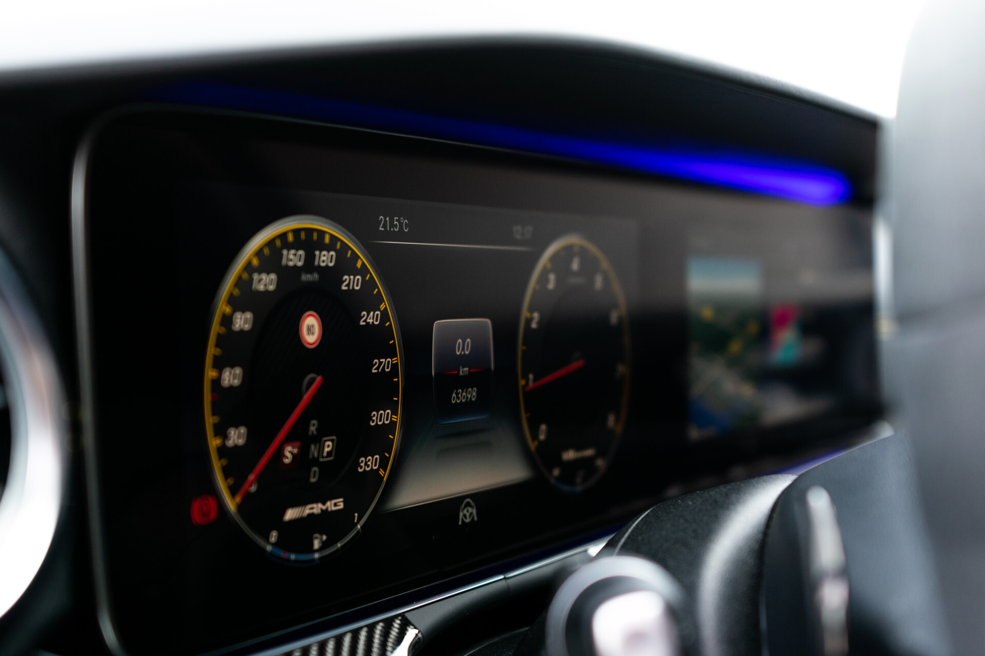 Mercedes-Benz E-Klasse 63 S AMG 4M-M Brabus 800 | Akrapovic | Ceramic | Edition 1 | Designo Mystic Foto 36