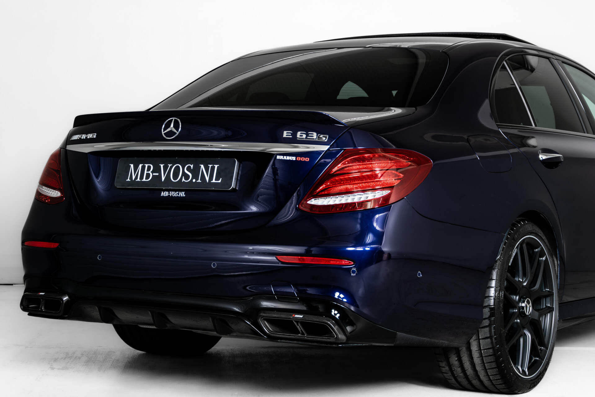 Mercedes-Benz E-Klasse 63 S AMG 4M-M Brabus 800 | Akrapovic | Ceramic | Edition 1 | Designo Mystic Foto 49