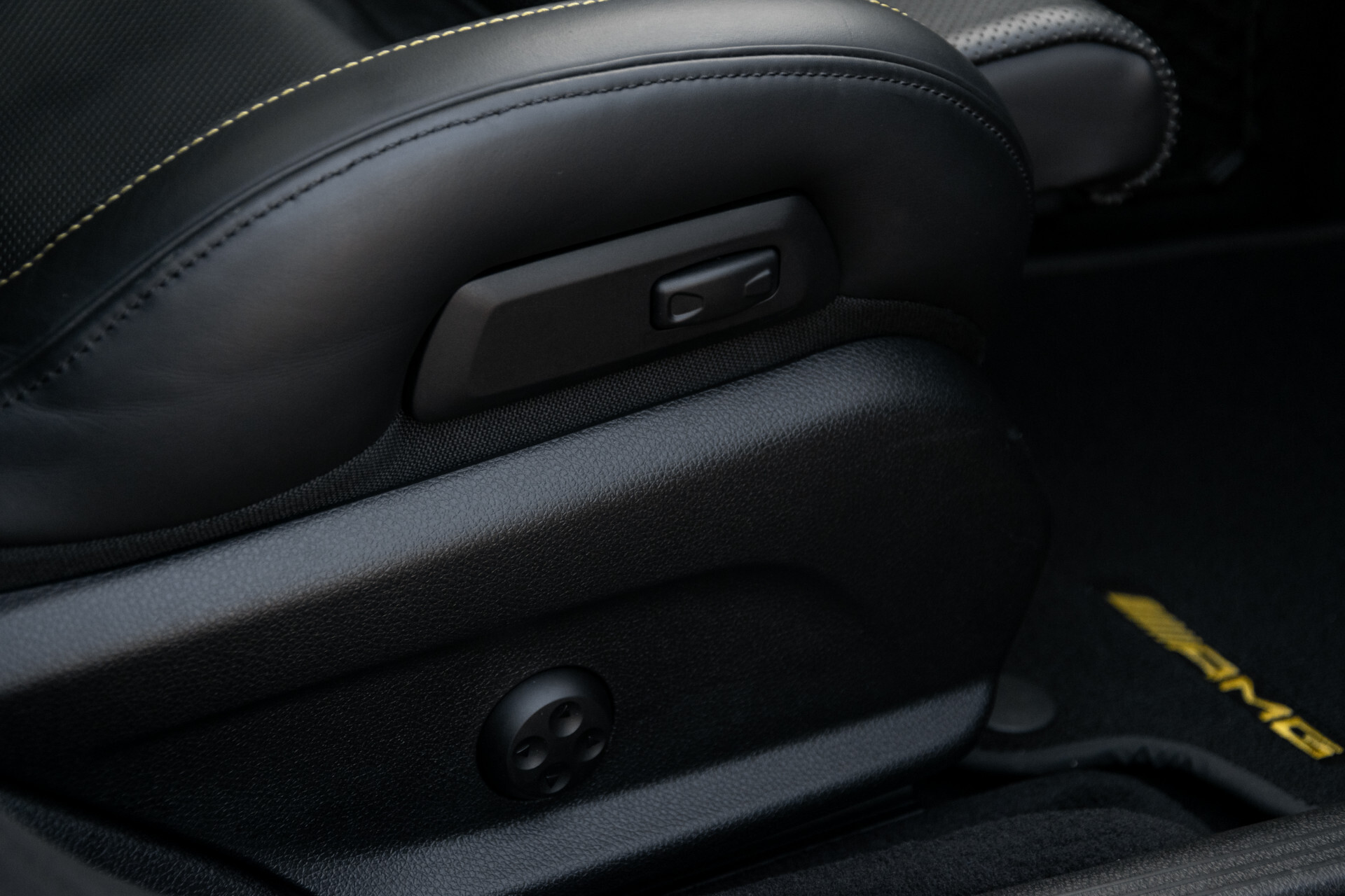 Mercedes-Benz E-Klasse 63 S AMG 4-Matic+ Edition 1 Matzwart | Carbon | Full Options Aut9 Foto 66