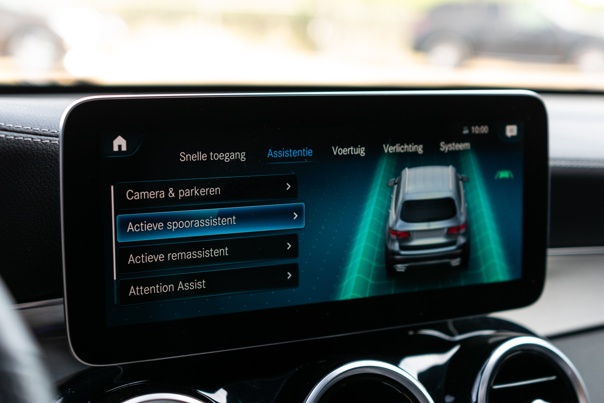 Mercedes-Benz GLC 300 4-M AMG Panorama | Keyless | Assistentiepakket | MBUX | Wegkl-trekhaak Foto 12