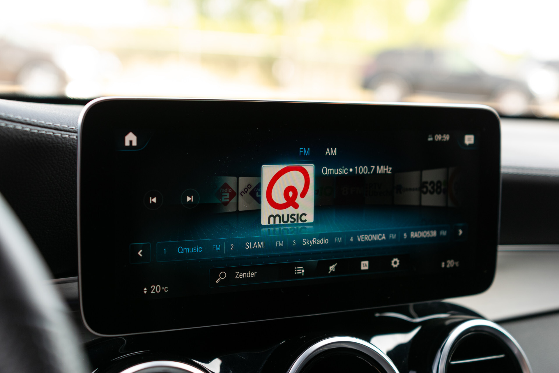 Mercedes-Benz GLC 300 4-M AMG Panorama | Keyless | Assistentiepakket | MBUX | Wegkl-trekhaak Foto 8