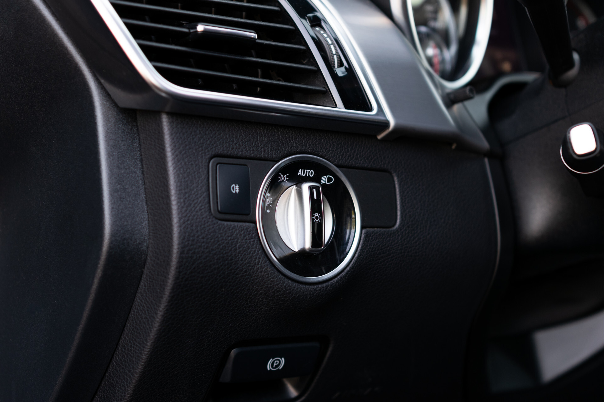 Mercedes-Benz GLE 350 d 4-M Luchtvering | AMG | Schuifdak | Aut-trekhaak | 19" | ILS | Camera Foto 14