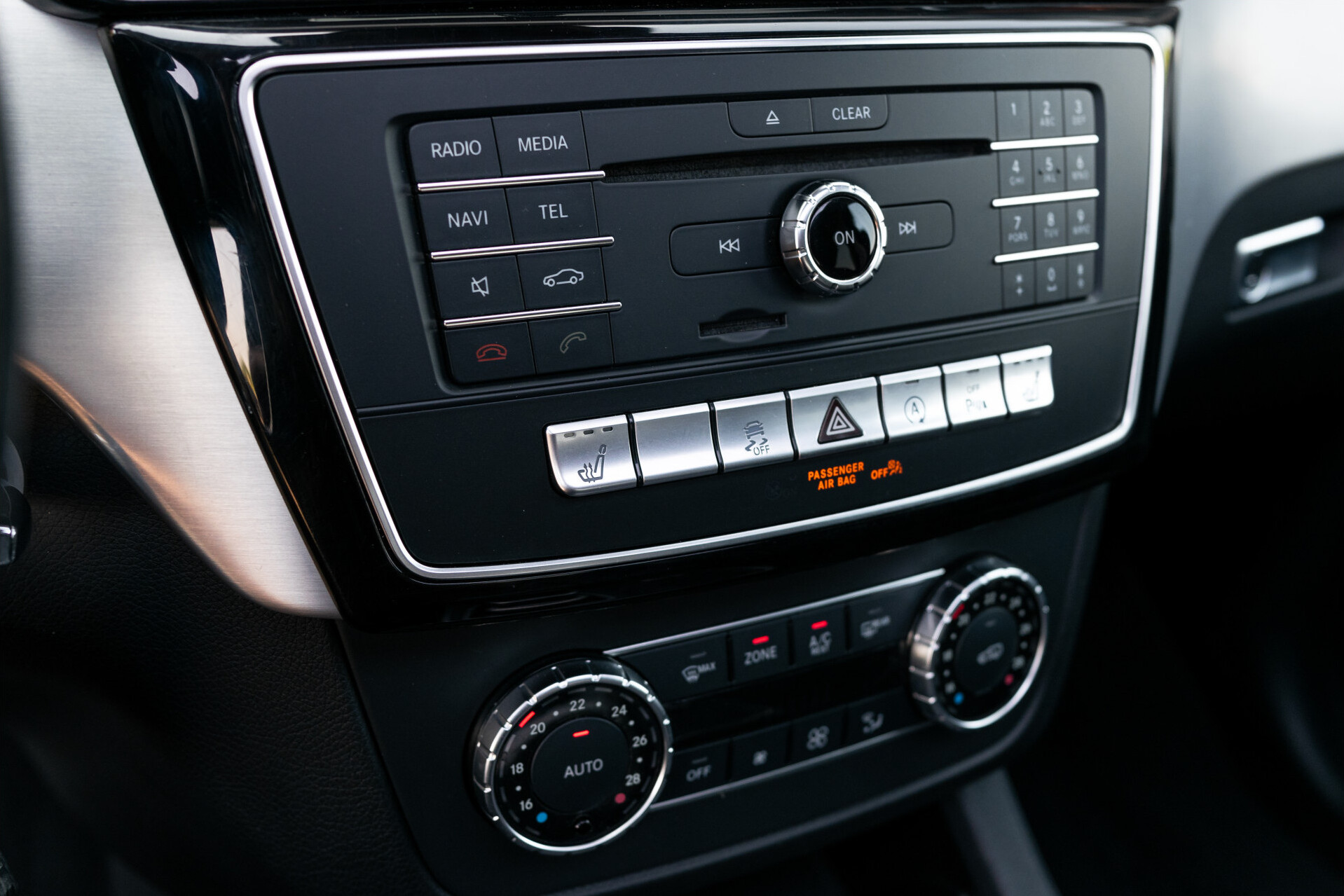 Mercedes-Benz GLE 350 d 4-M Luchtvering | AMG | Schuifdak | Aut-trekhaak | 19" | ILS | Camera Foto 17