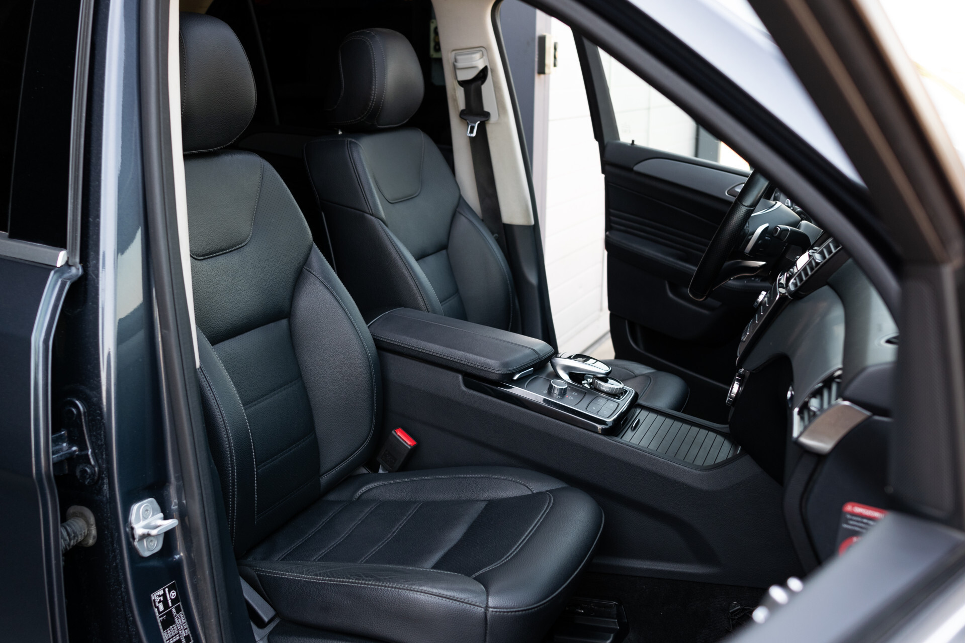 Mercedes-Benz GLE 350 d 4-M Luchtvering | AMG | Schuifdak | Aut-trekhaak | 19" | ILS | Camera Foto 3