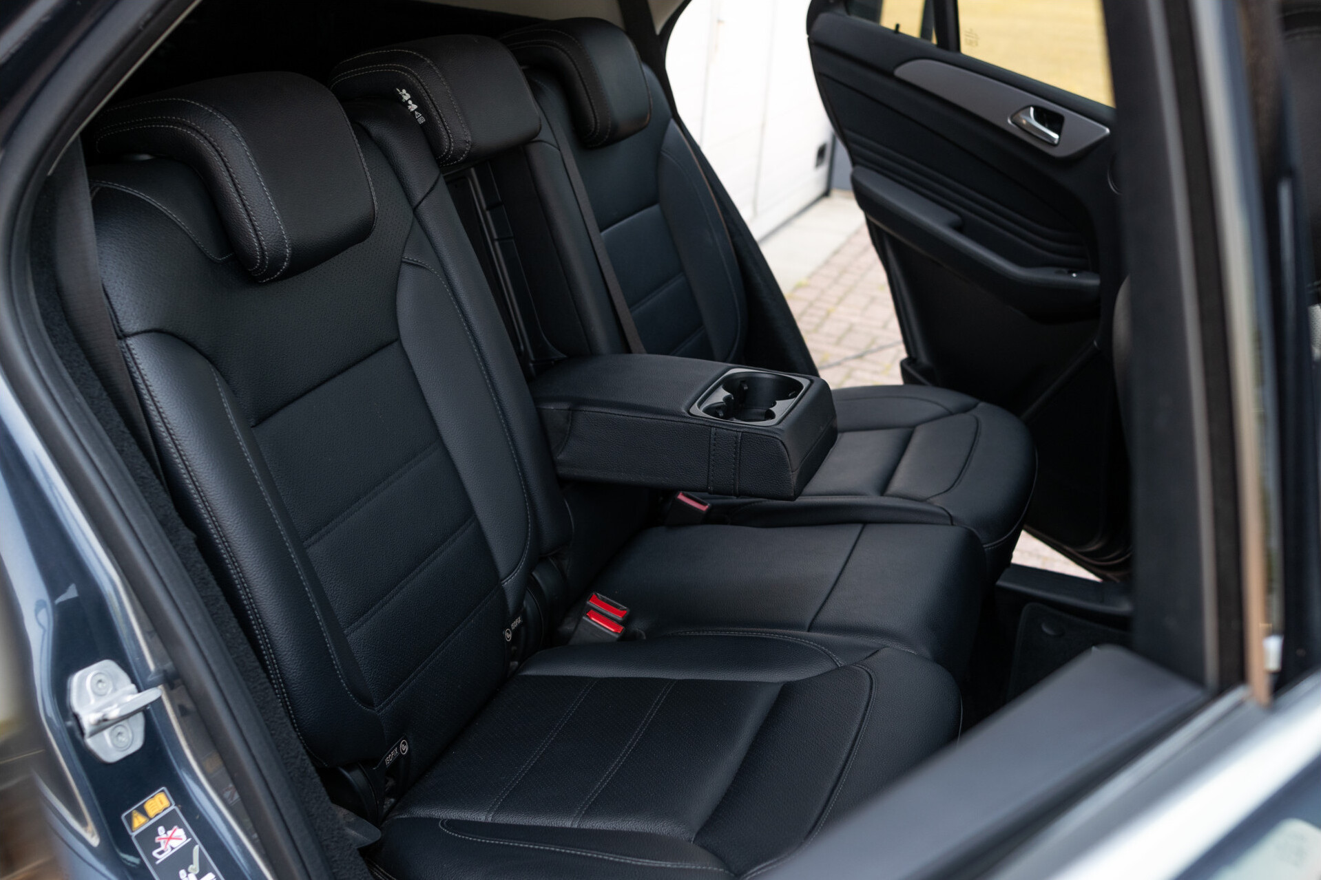 Mercedes-Benz GLE 350 d 4-M Luchtvering | AMG | Schuifdak | Aut-trekhaak | 19" | ILS | Camera Foto 4