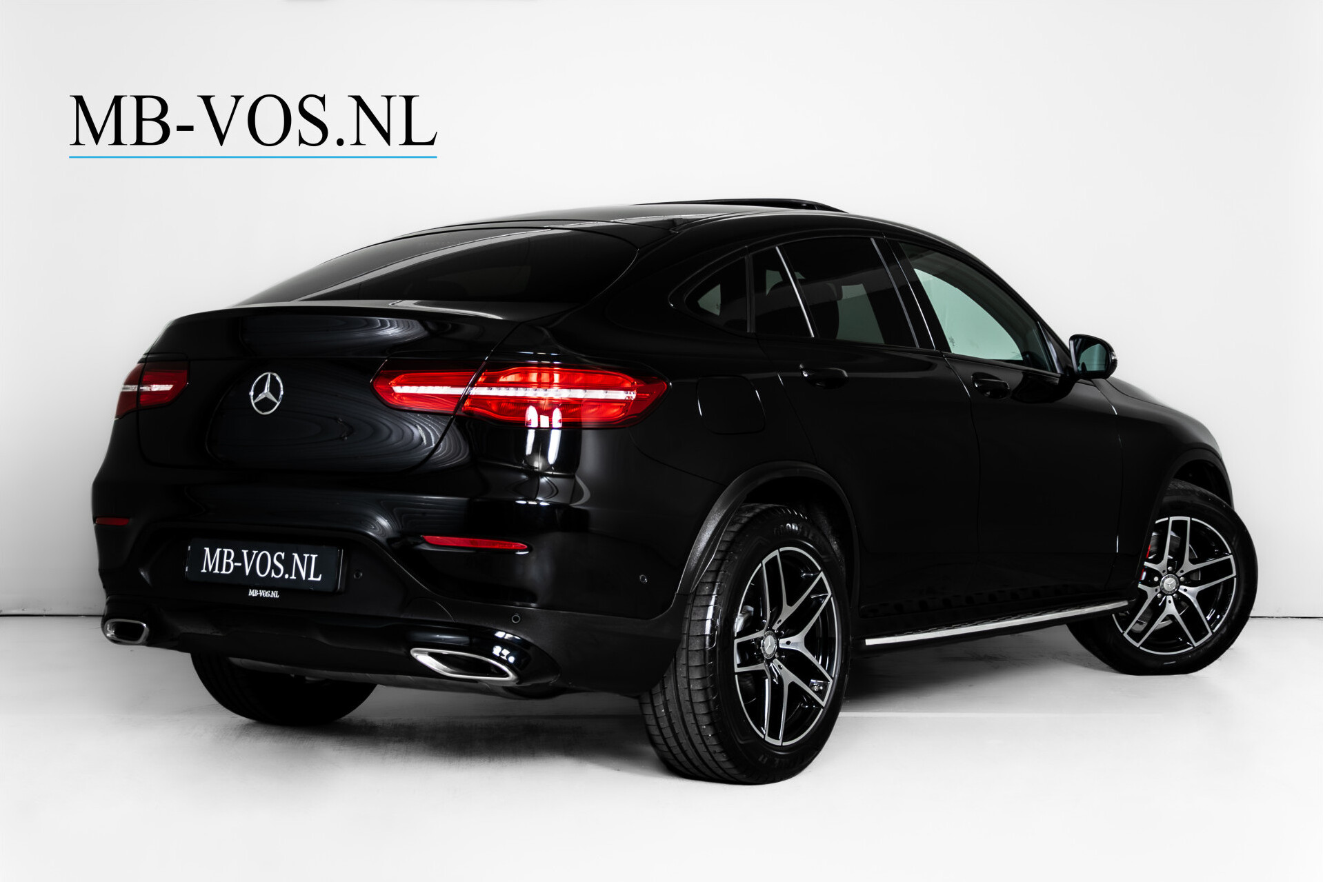 Mercedes-Benz GLC Coupé 250 4-M AMG | Schuifdak | 360 camera | Intelligent Light | Spoorpakket | Nightpakket Foto 2